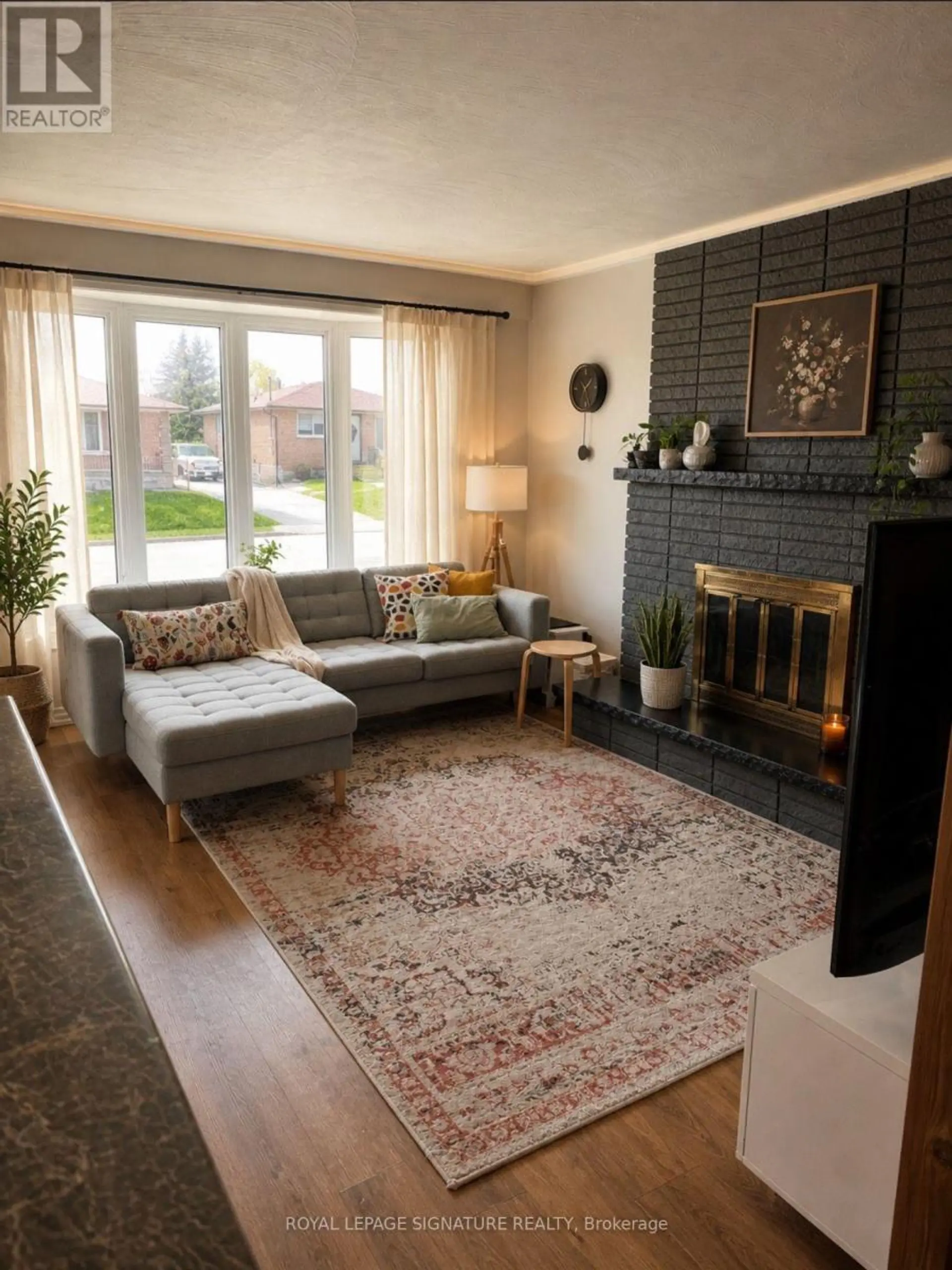66 VICTOR BOULEVARD - Image 2