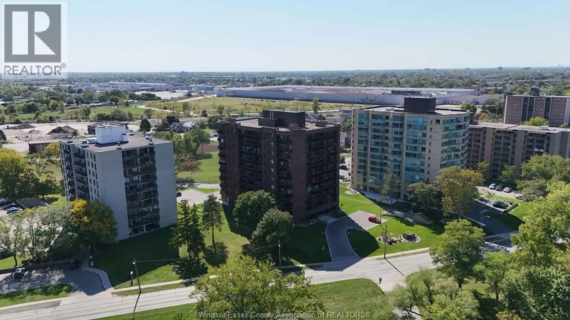 #904 3663 RIVERSIDE DRIVE East - Image 15