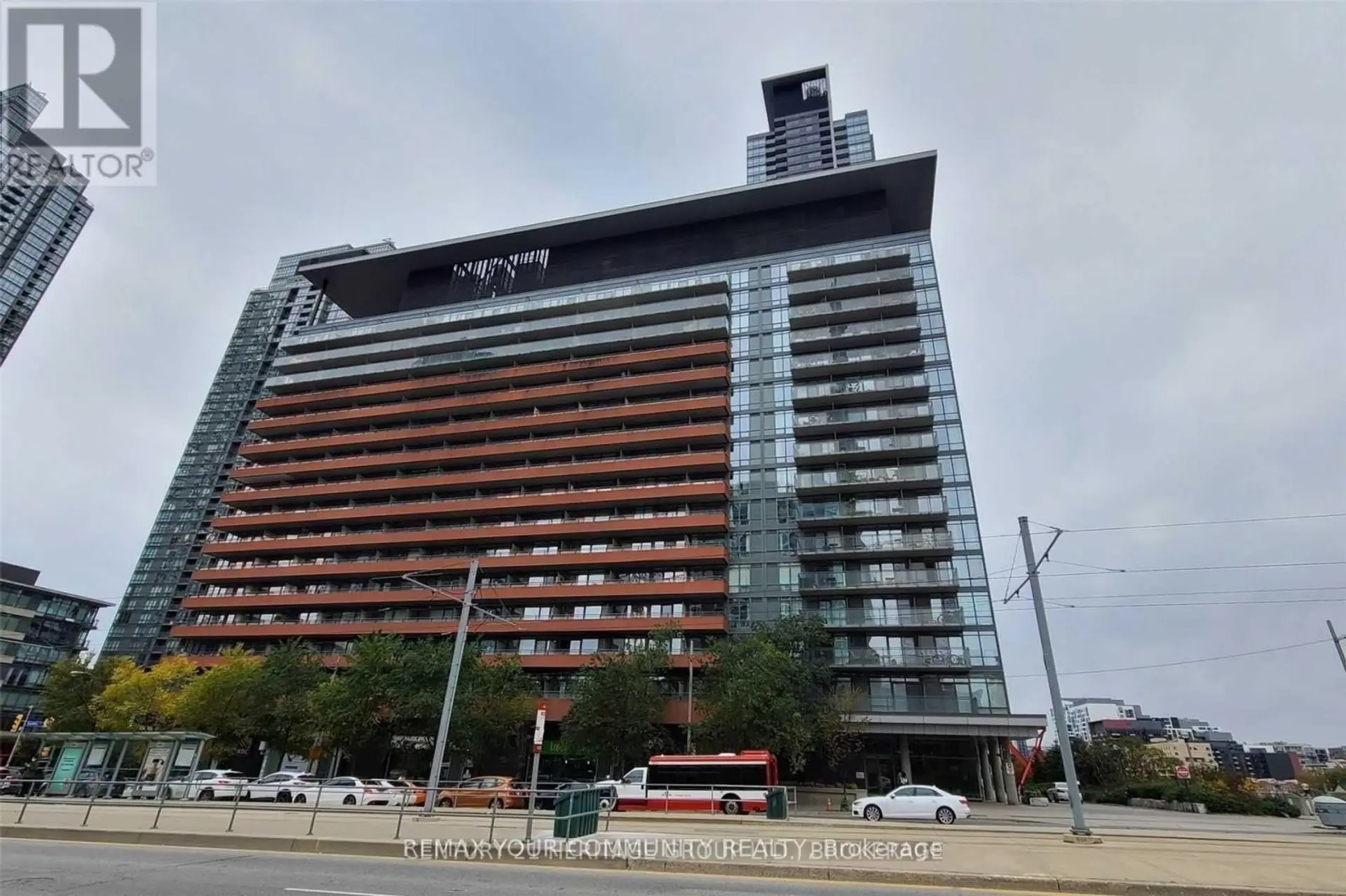 #919 4K SPADINA AVENUE - Image 1