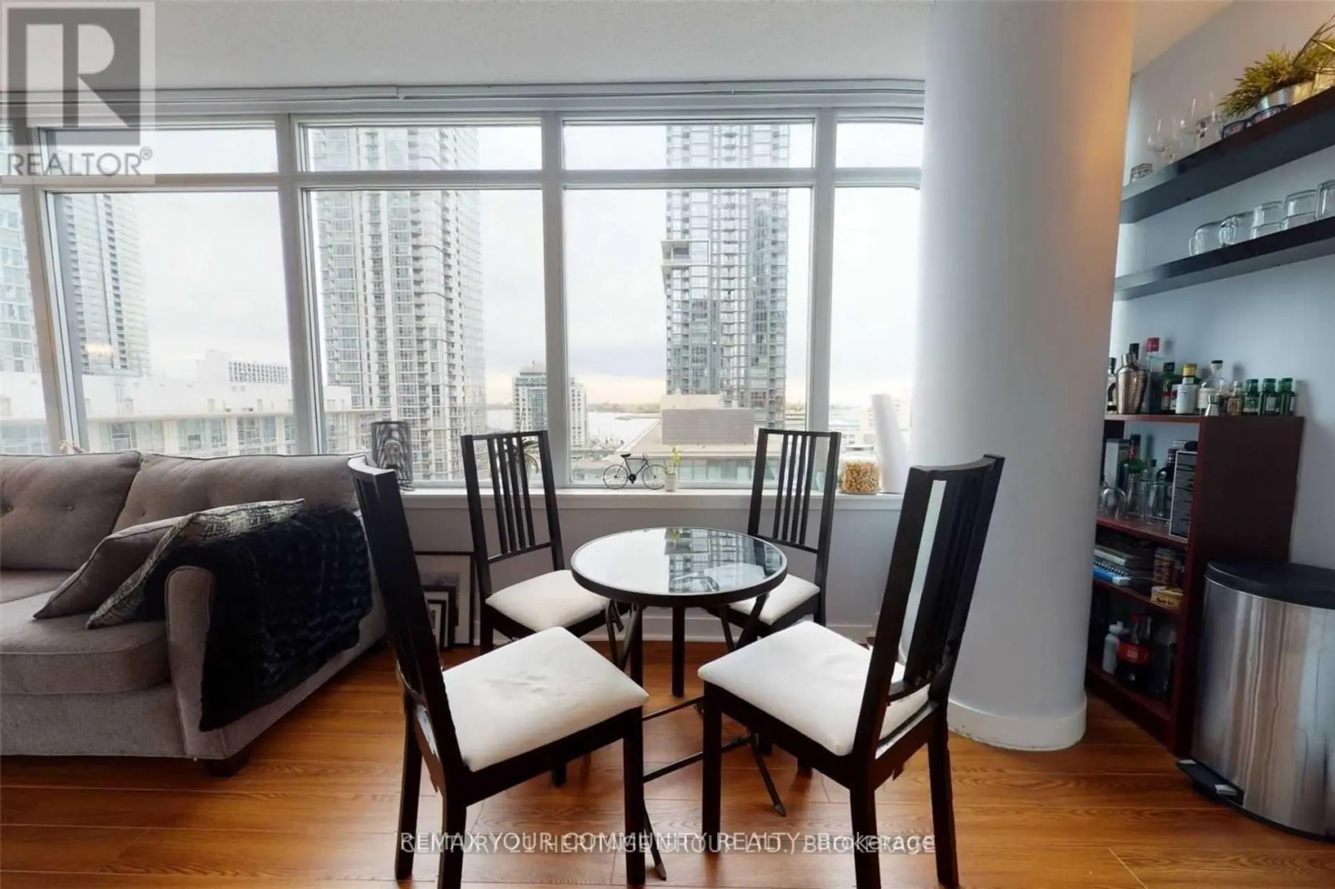 #919 4K SPADINA AVENUE - Image 12