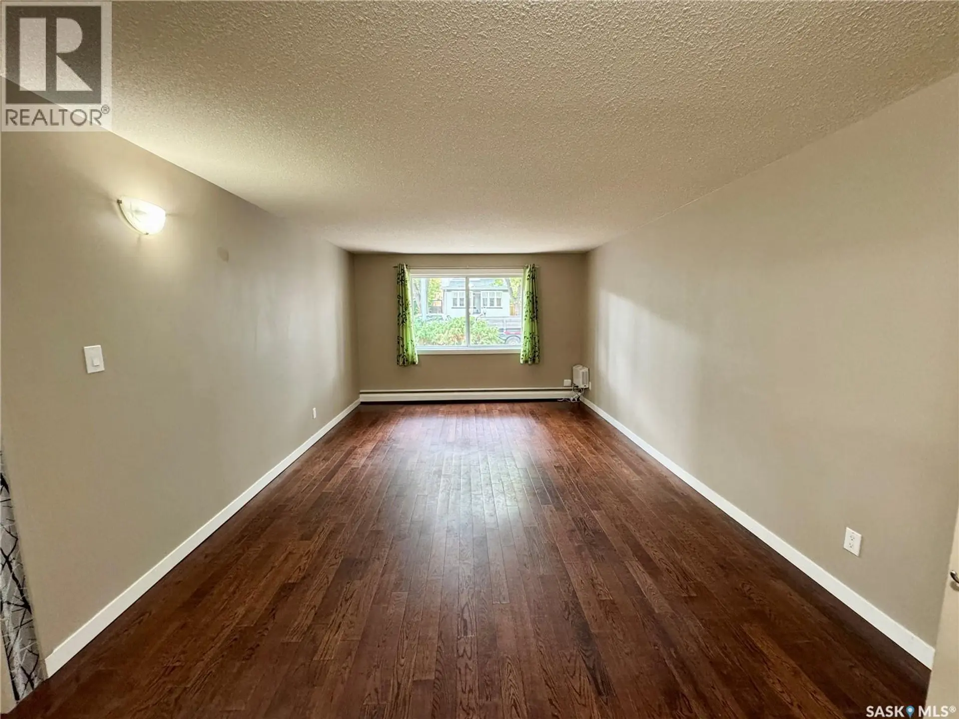 #7 2121 Rae STREET - Image 4
