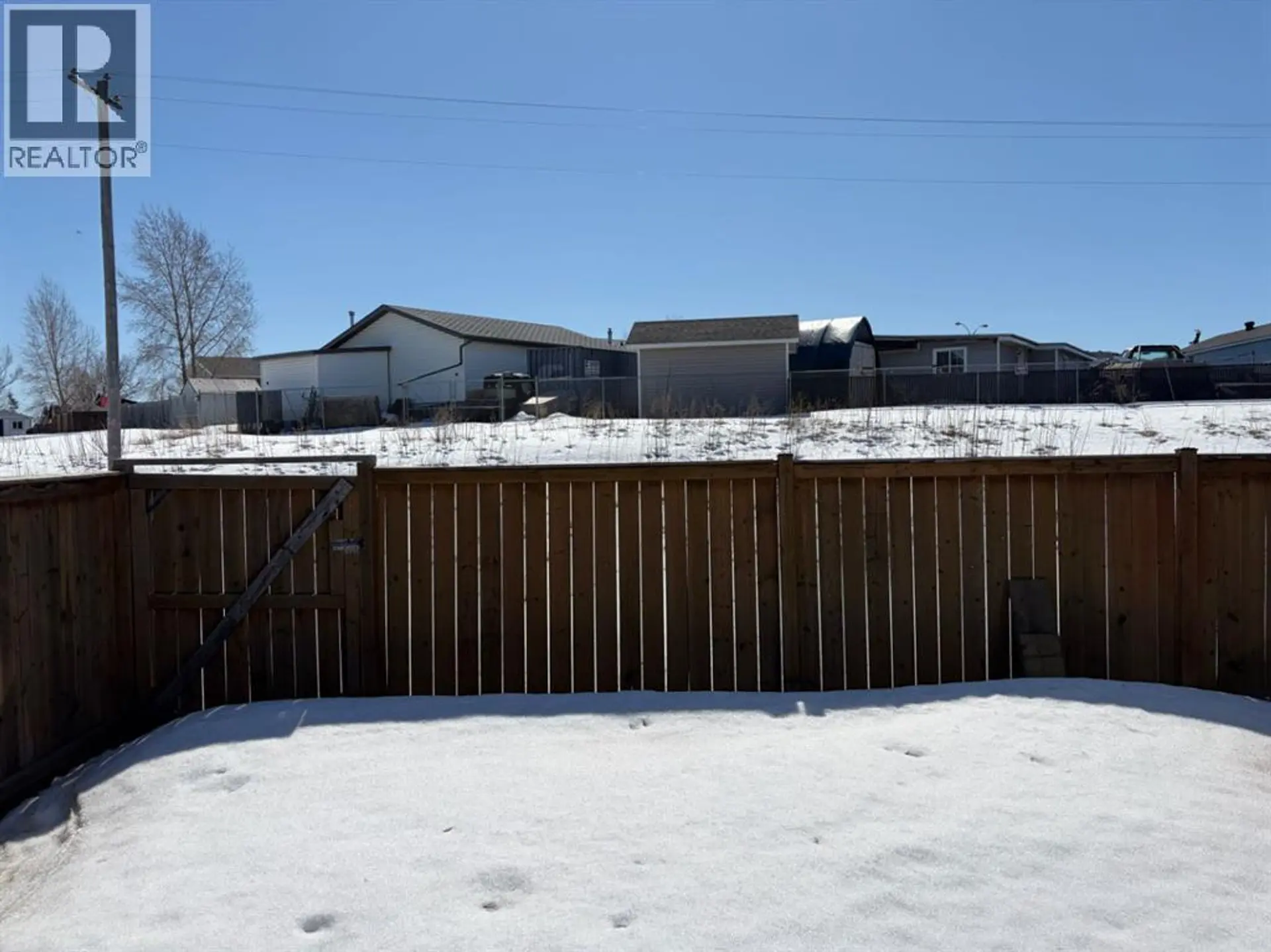 300 Grandview Crescent - Image 18