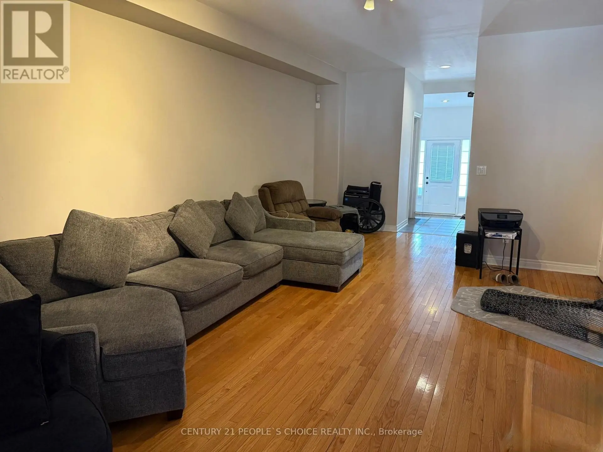 76 DANIEL REAMAN CRESCENT NW - Image 3
