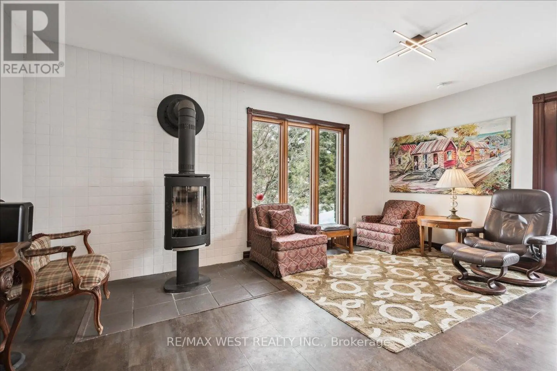331 MOUNTSBERG ROAD - Image 8