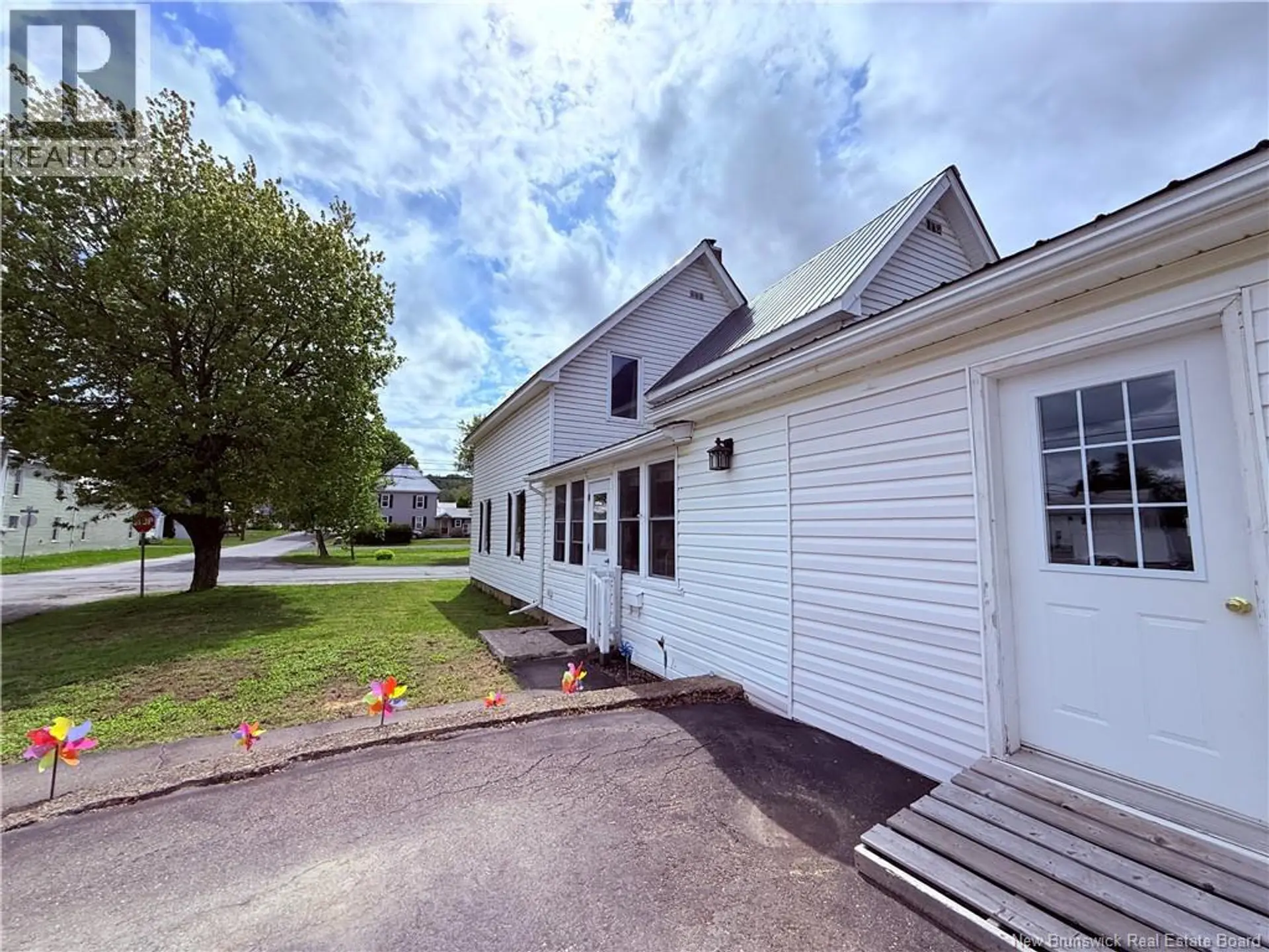 128 Houlton Street - Image 3