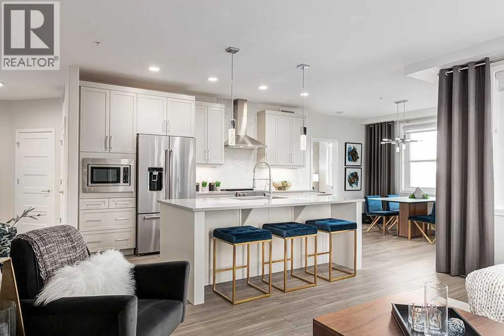#1301 110 Greenbriar Place NW - Image 1