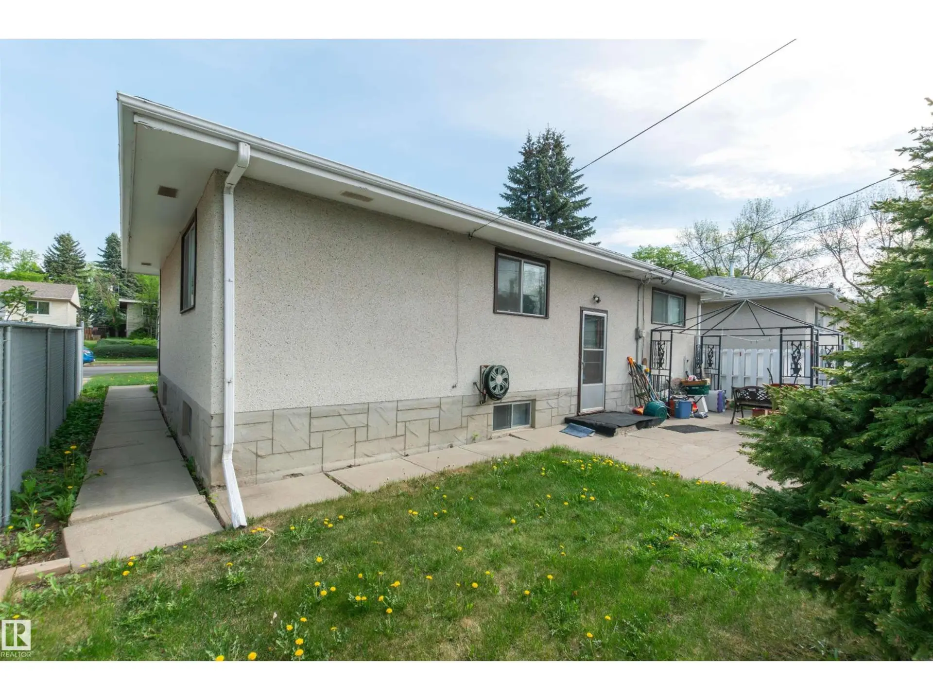 4009 114 AV NW - Image 5