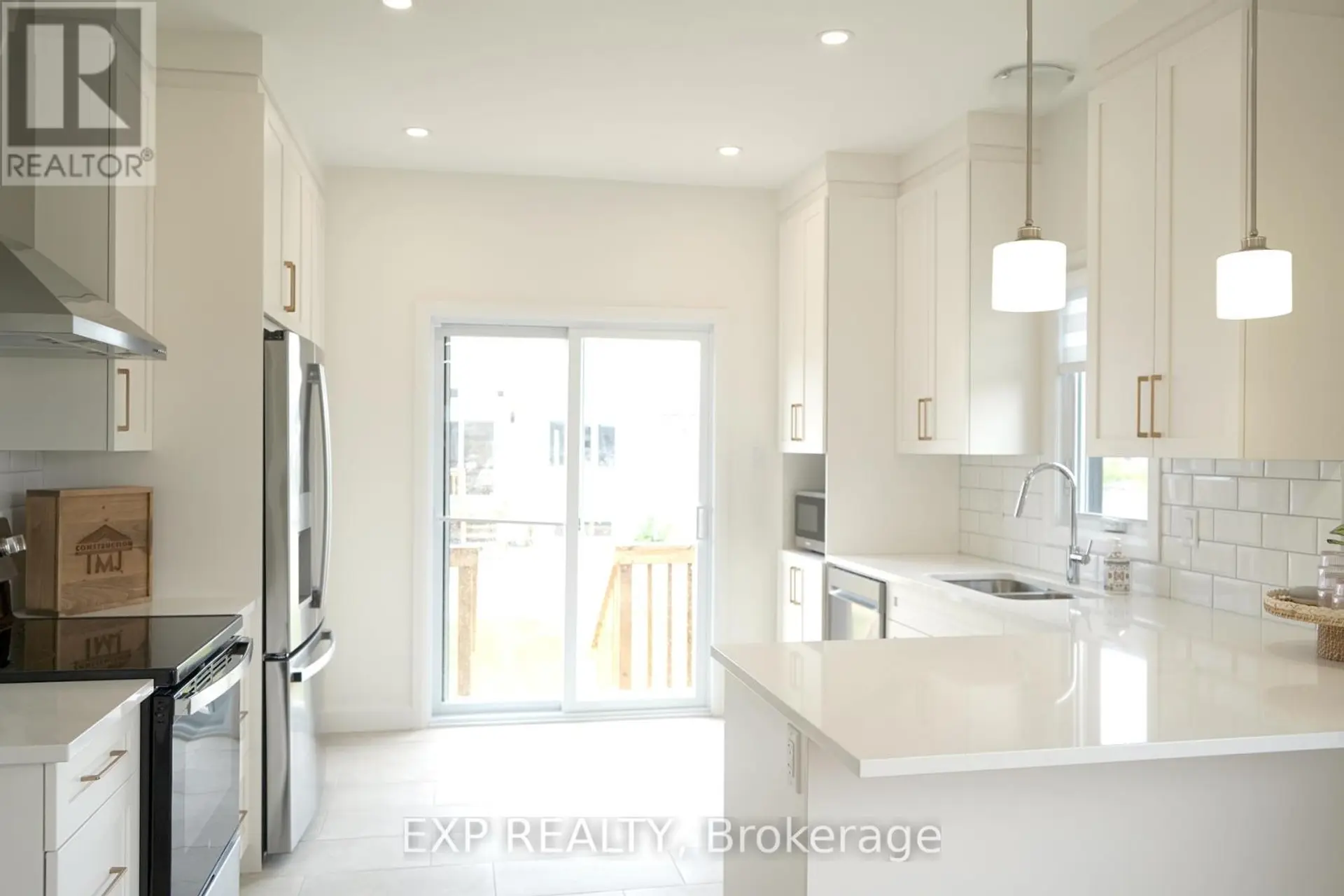 242 QUEEN STREET - Image 10