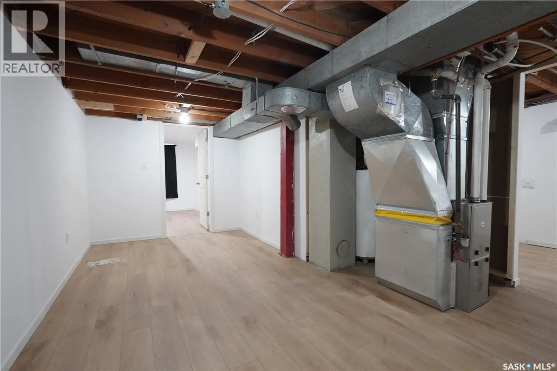 100 Broadway AVENUE - Image 16
