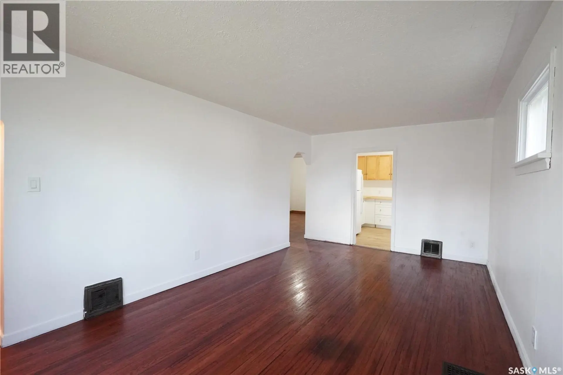 100 Broadway AVENUE - Image 7