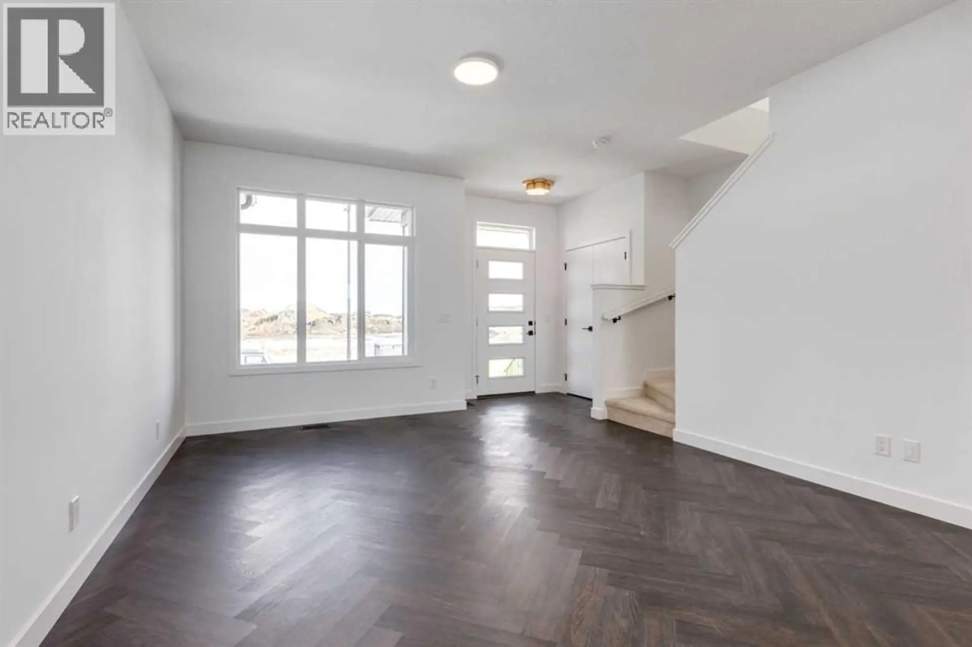 218 Greystone Boulevard - Image 6
