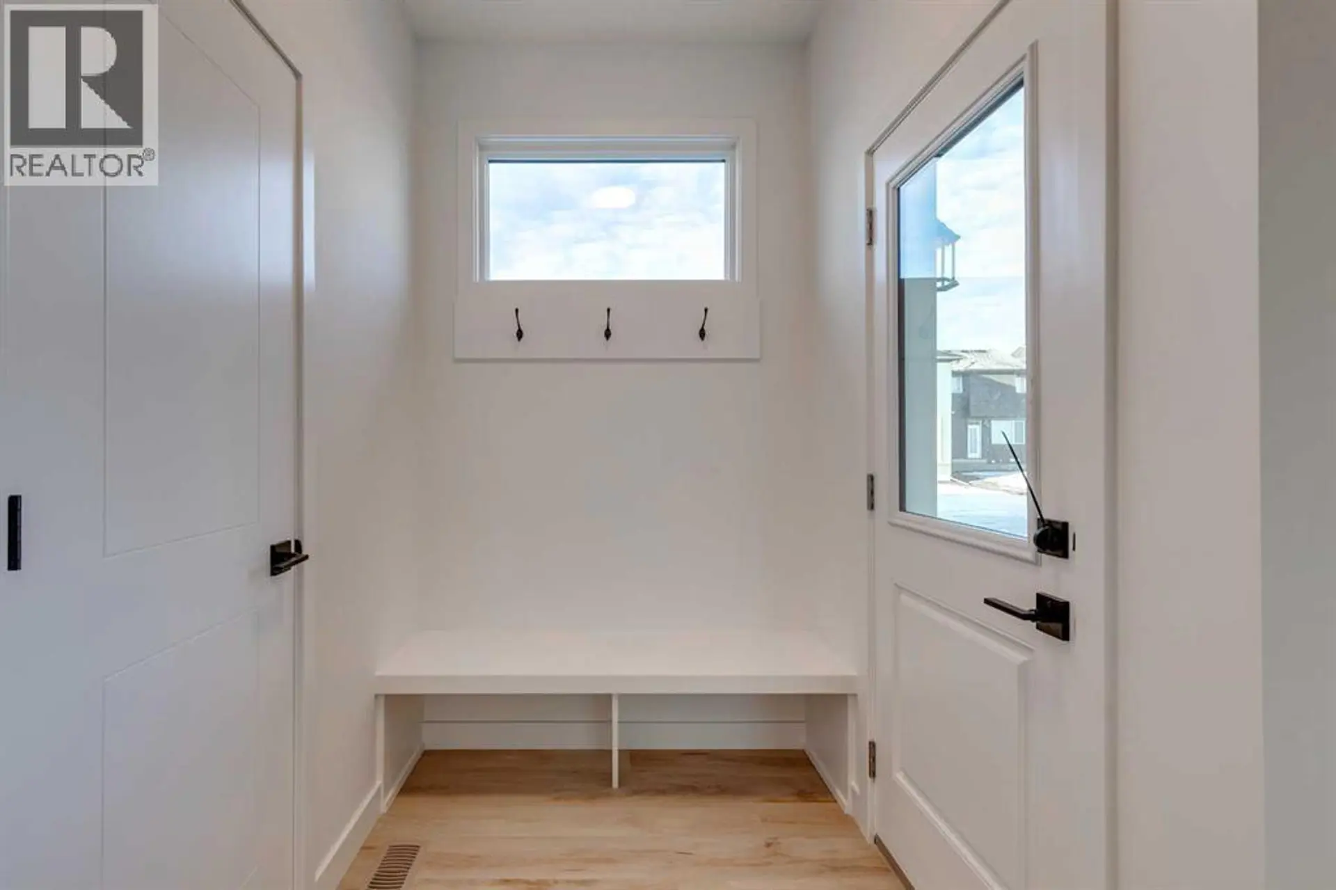 409 Clydesdale Avenue - Image 4