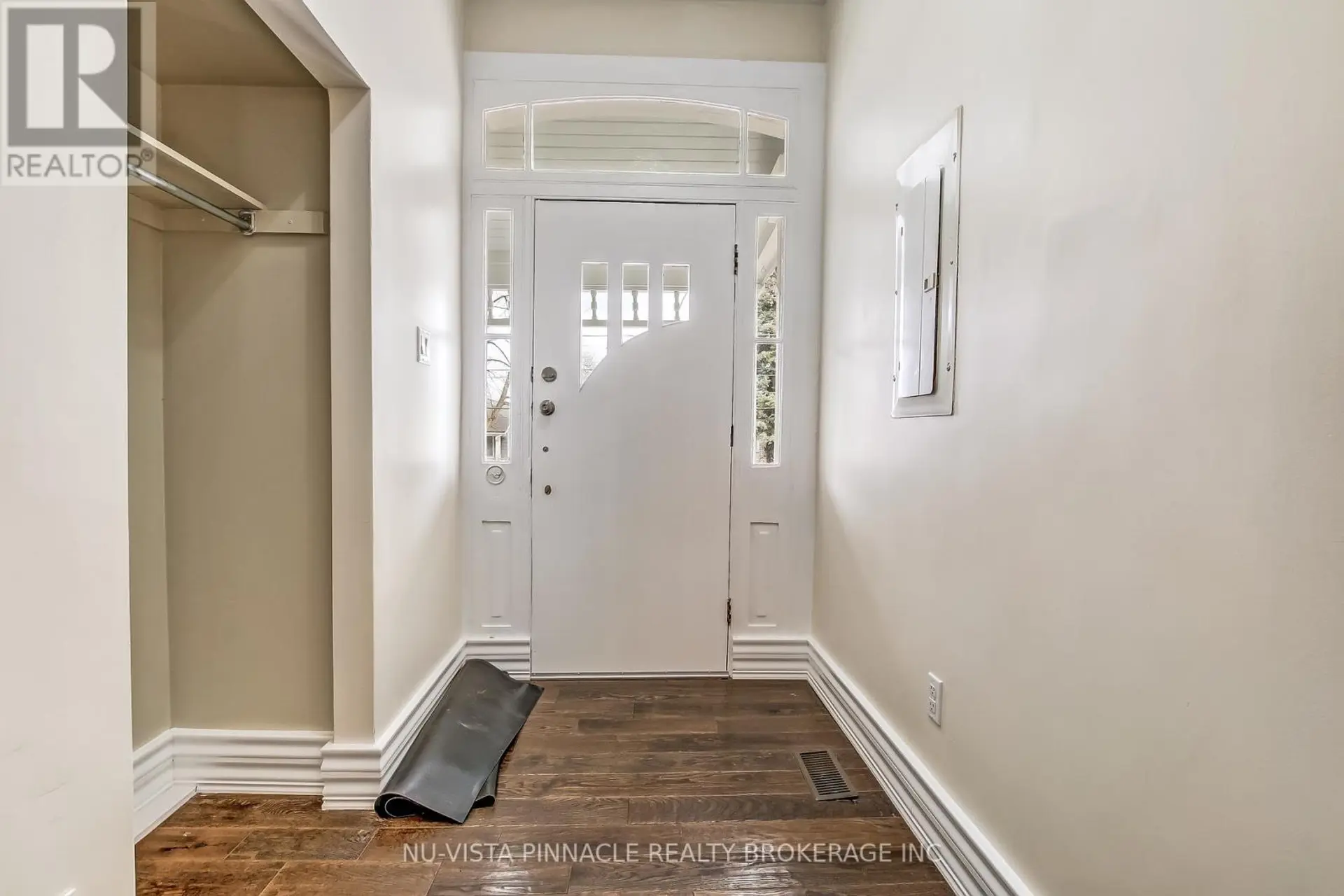 727 QUEENS AVENUE - Image 2