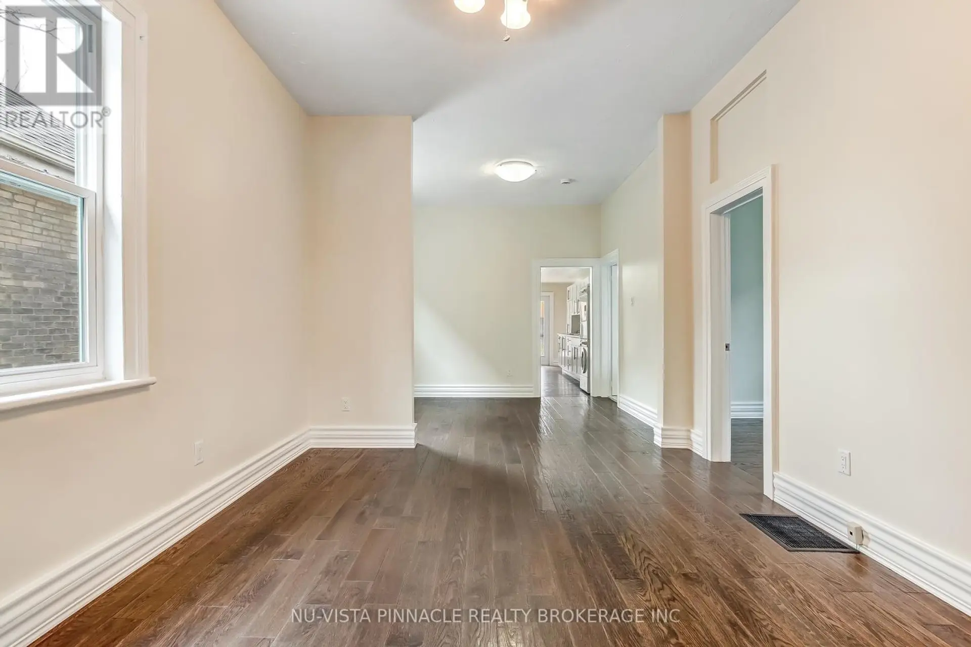 727 QUEENS AVENUE - Image 5