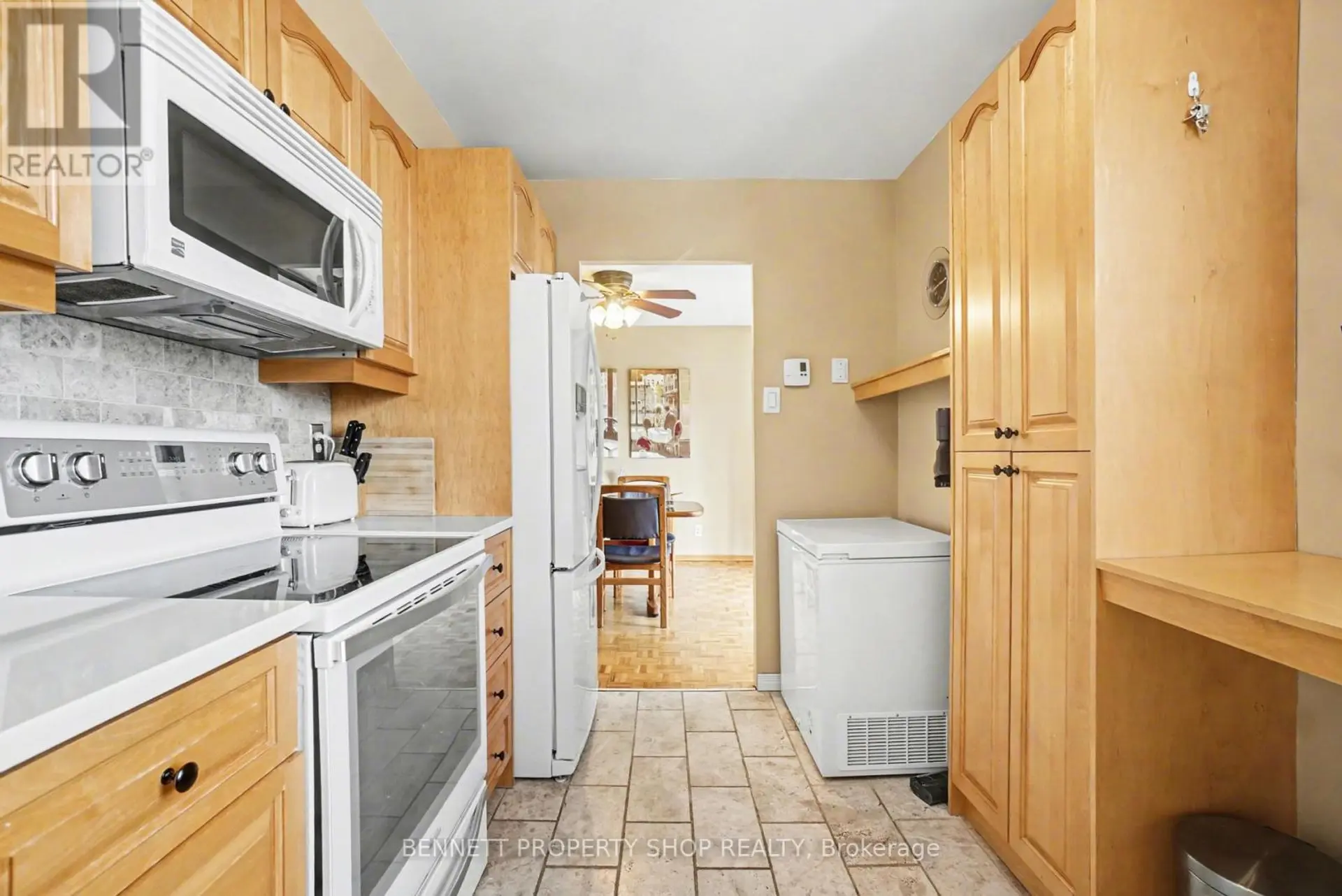 #610 2760 CAROUSEL CRESCENT - Image 6