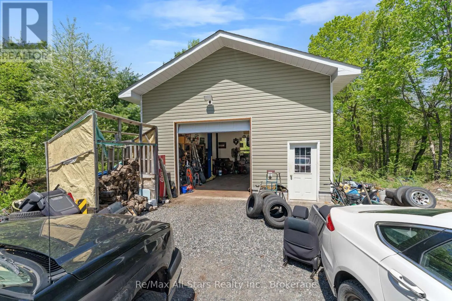 2170 BUCKSLIDE ROAD - Image 13
