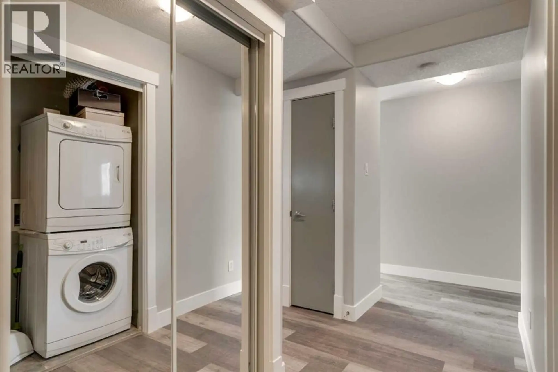 #101 355 5 Avenue NE - Image 13
