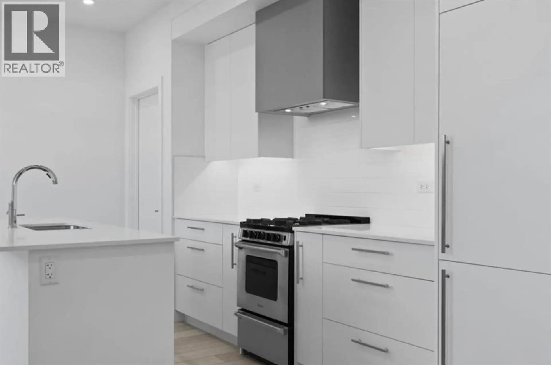 #102 8370 Broadcast Avenue SW - Image 2