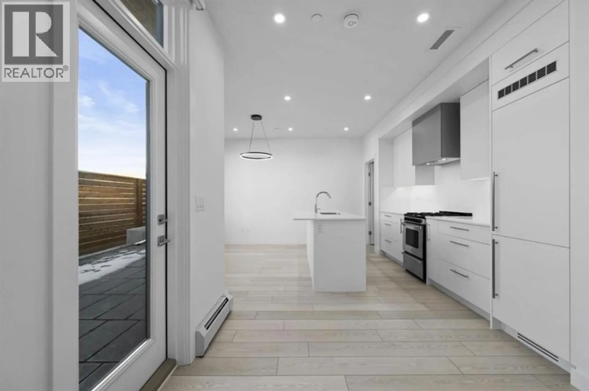 #102 8370 Broadcast Avenue SW - Image 7