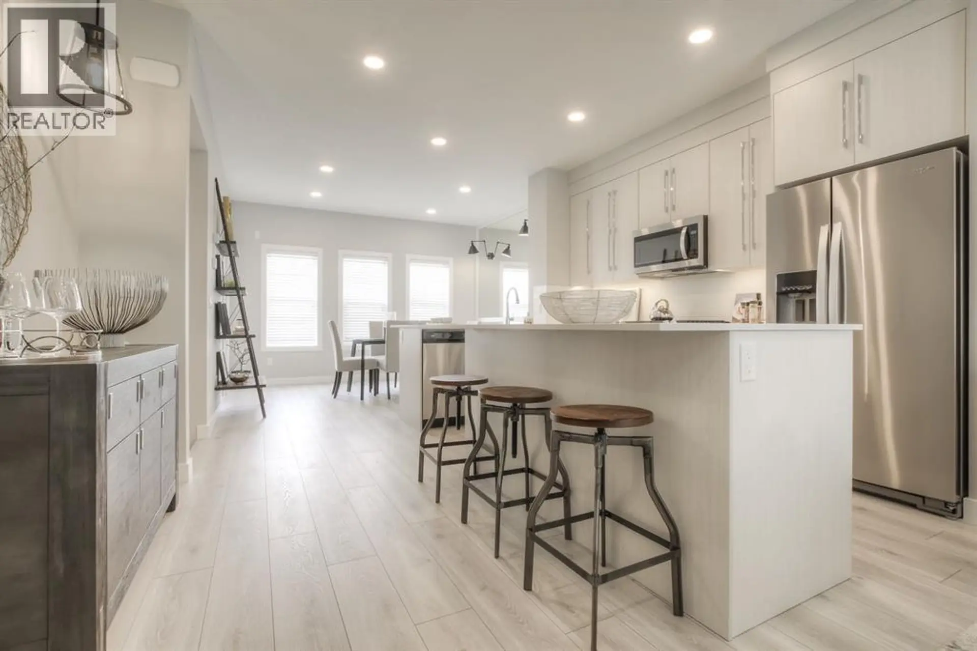 134 Rangeview Path SE - Image 3