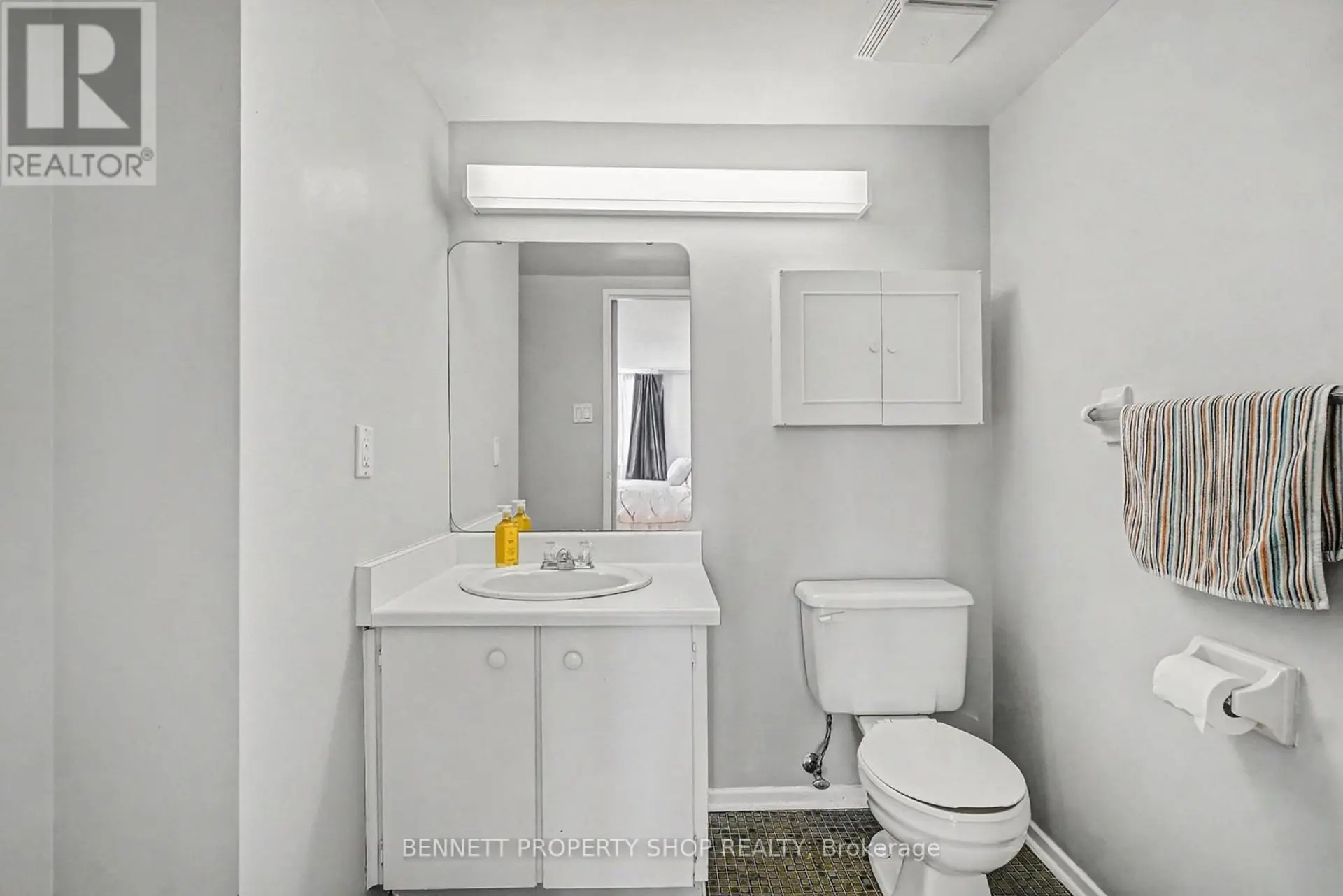 #409 2625 REGINA STREET - Image 9