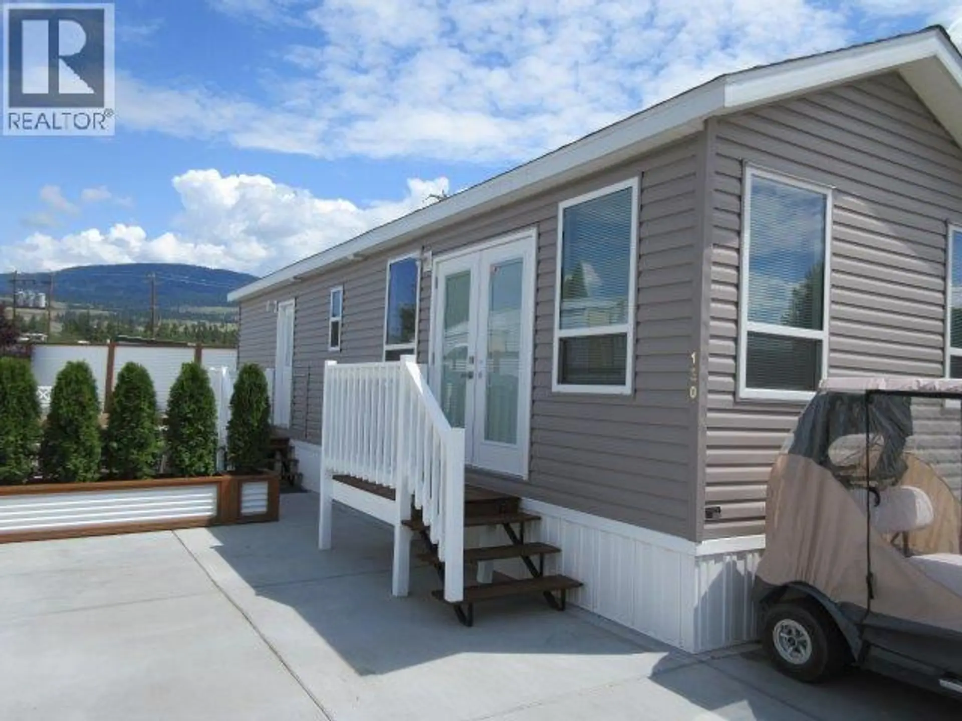 #130 415 Commonwealth Road - Image 1