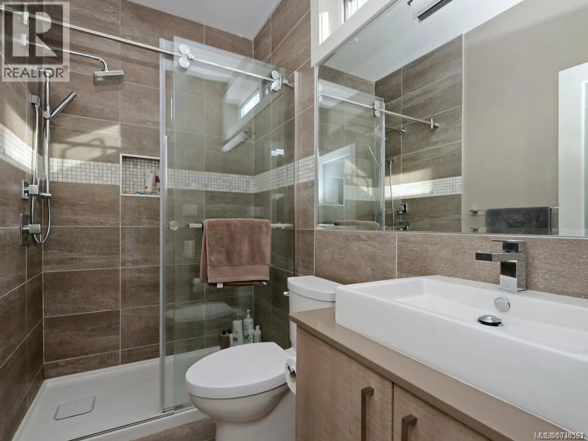 #403 300 Michigan St - Image 14