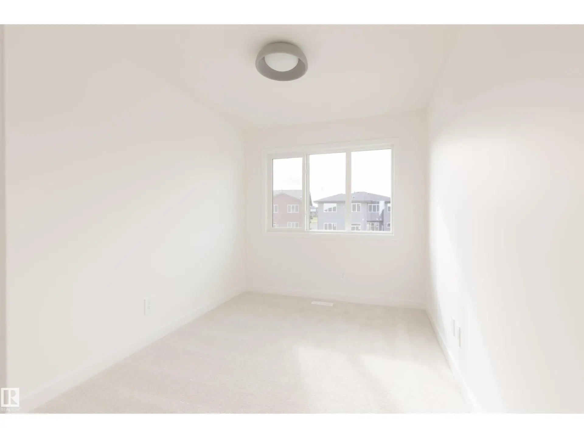 2630 62 ST SW - Image 15
