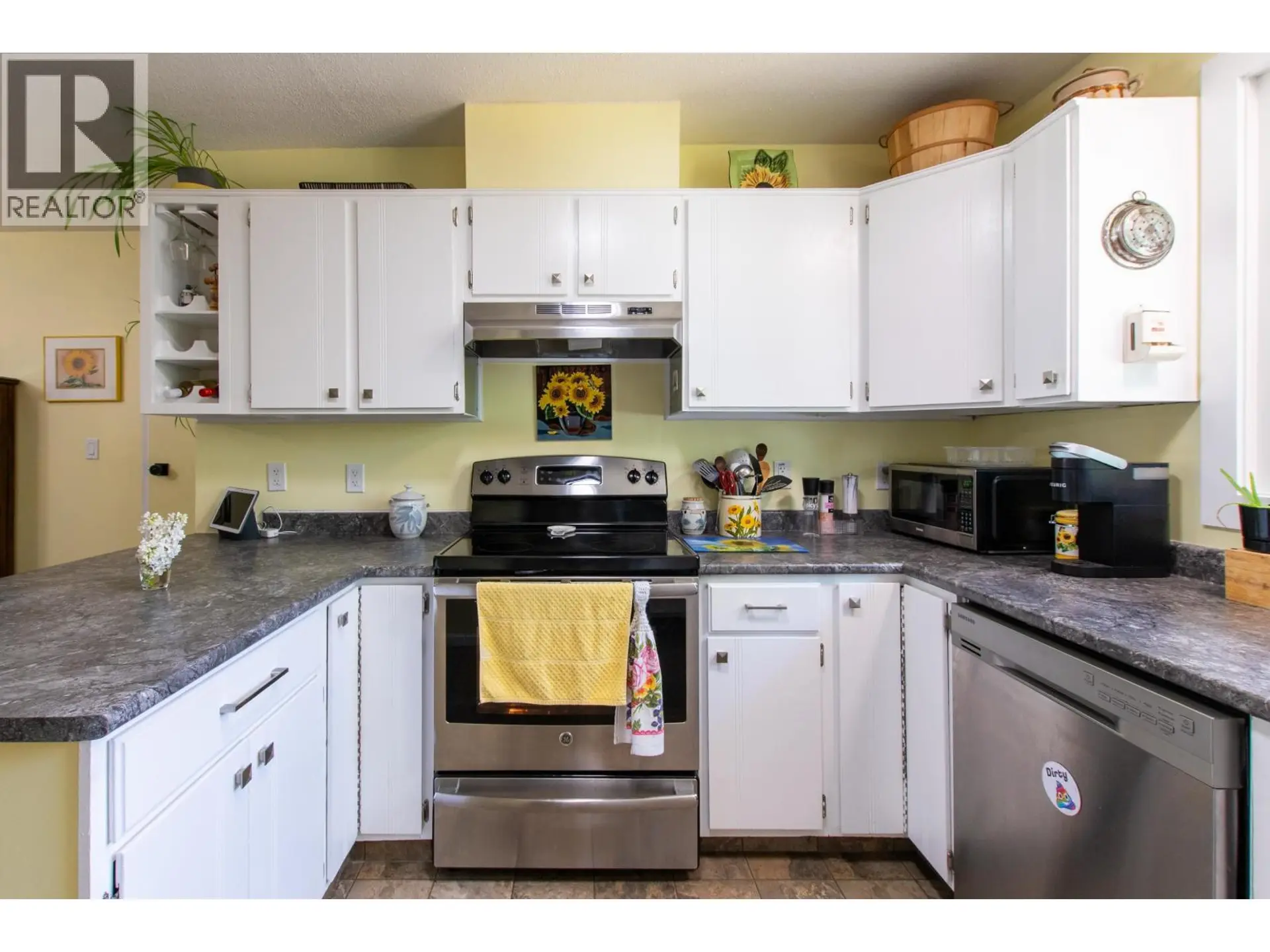 3091 SPRUCE STREET - Image 4