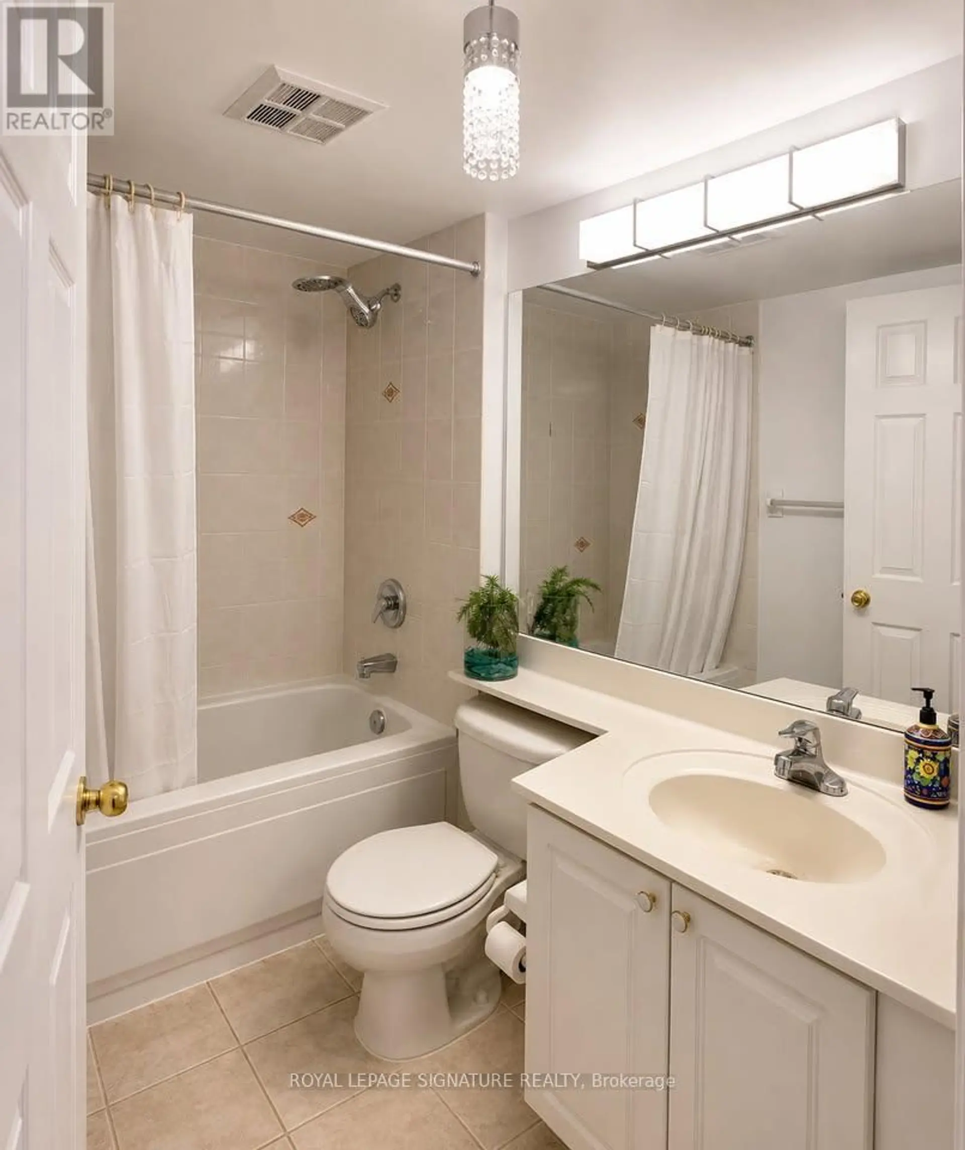 #1908 8 HILLCREST AVENUE - Image 8