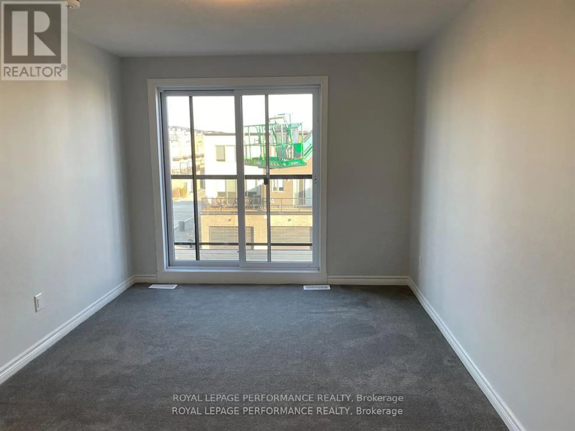 704 KIZIS PRIVATE - Image 10