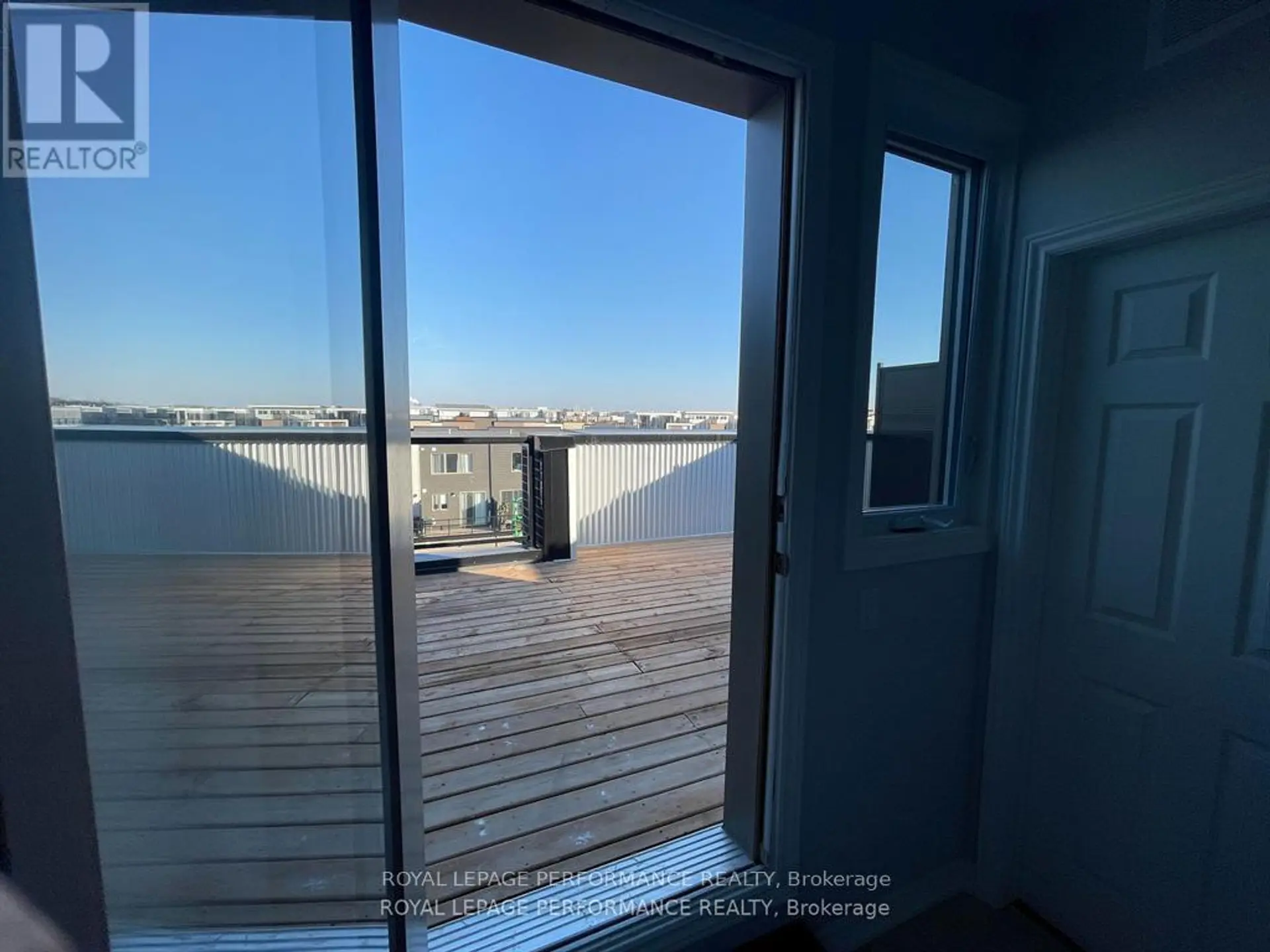 704 KIZIS PRIVATE - Image 15