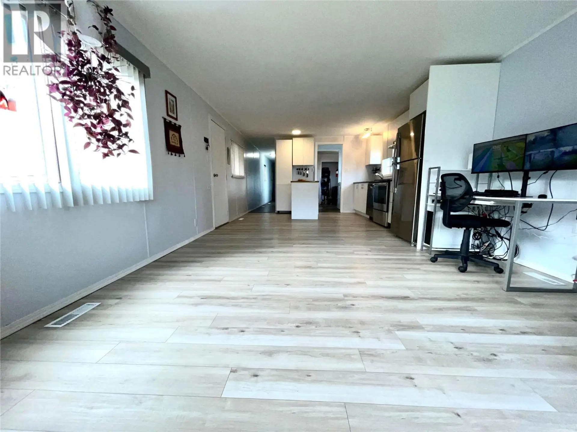 2321 33rd Avenue N - Image 4