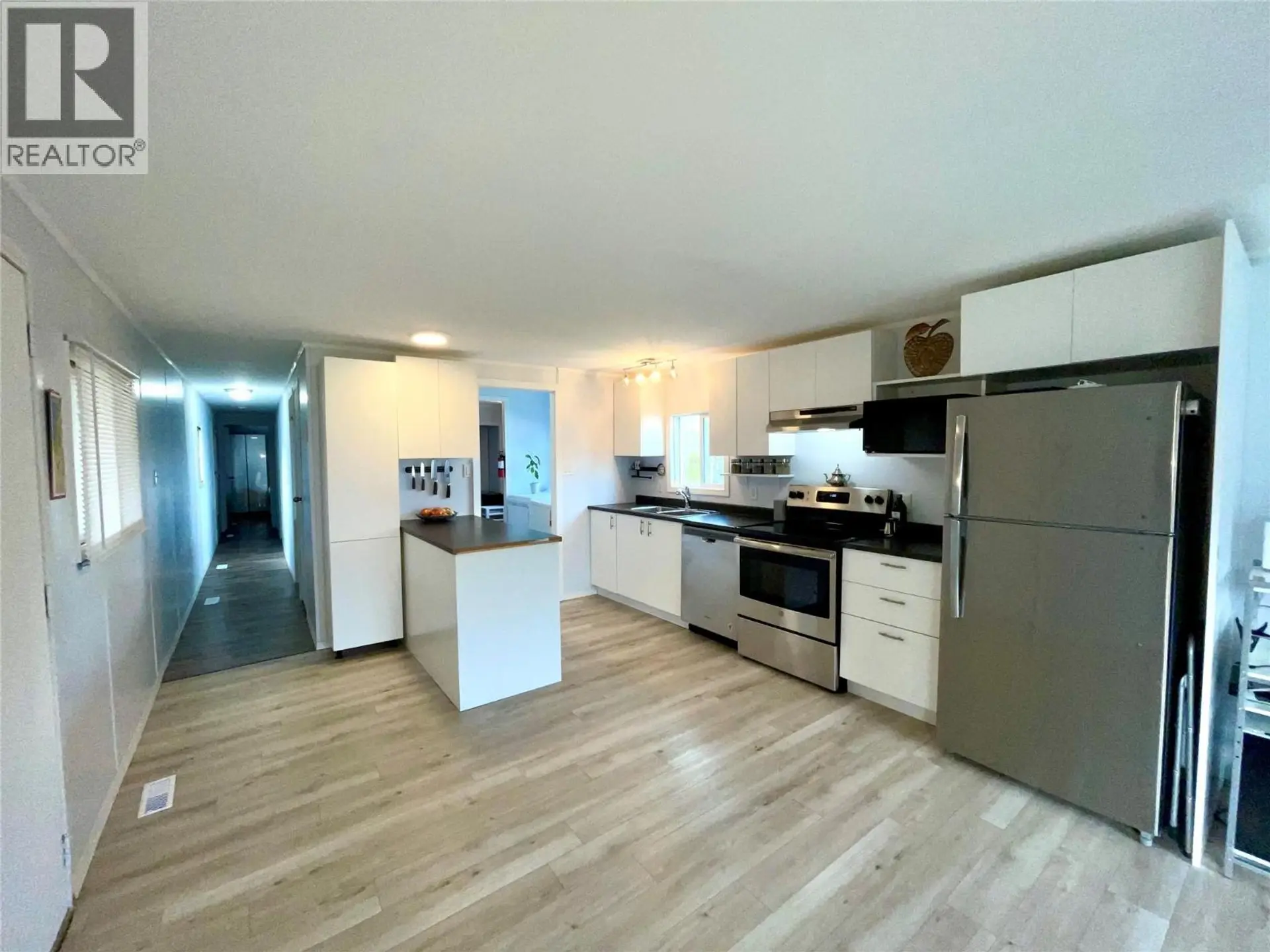 2321 33rd Avenue N - Image 6