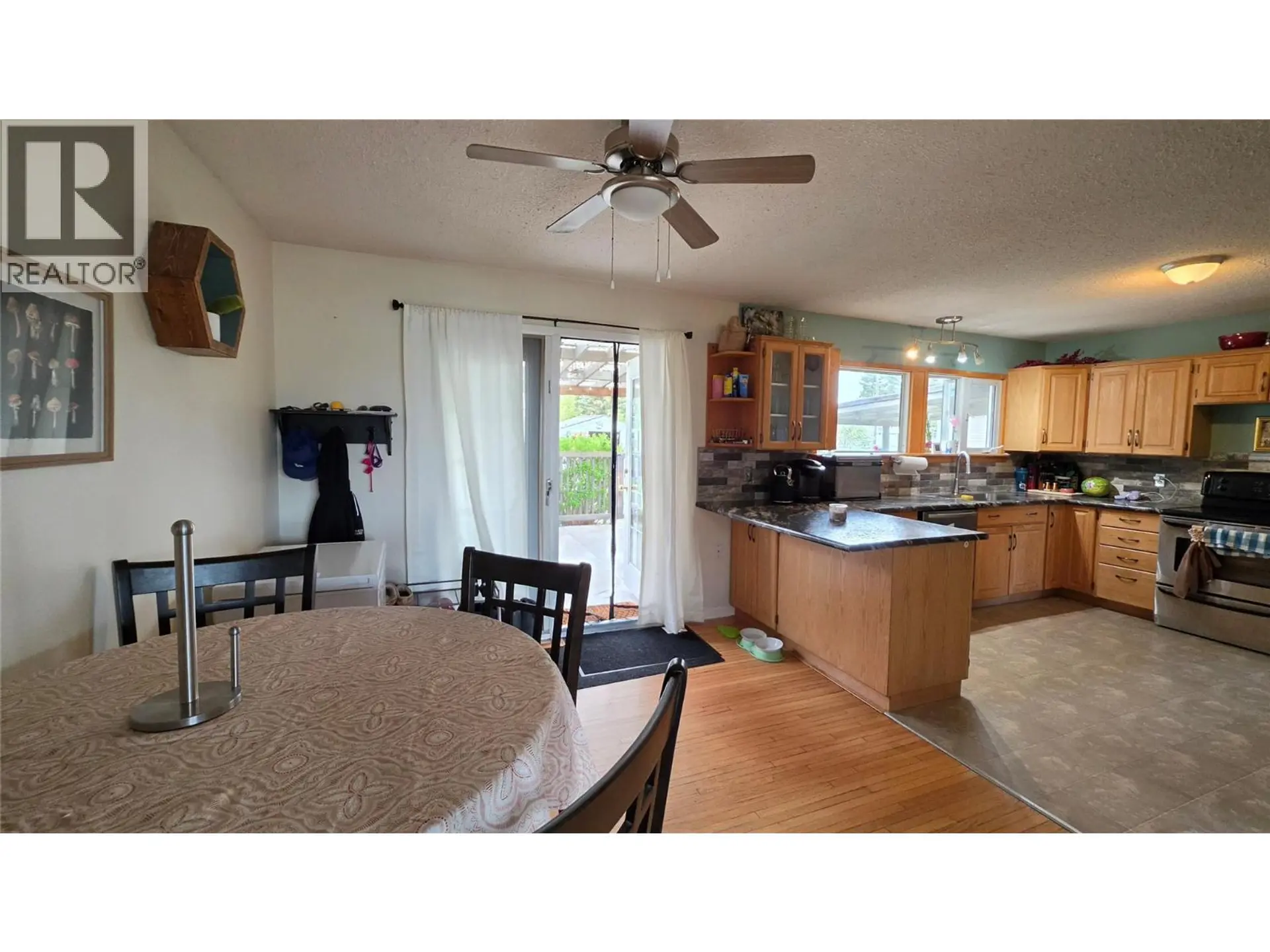 1316 93 Avenue - Image 4