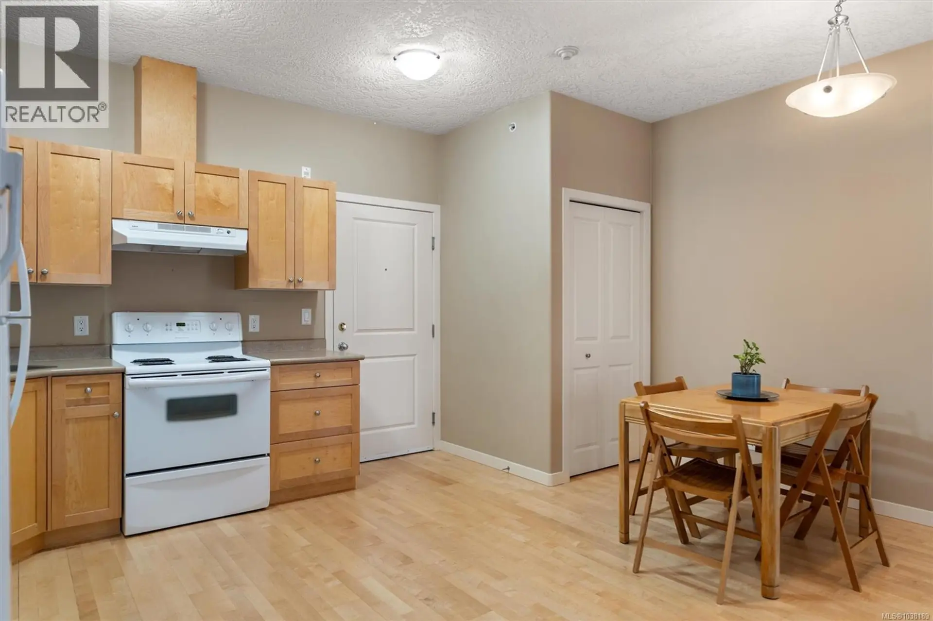 #301 2844 Bryn Maur Rd - Image 6