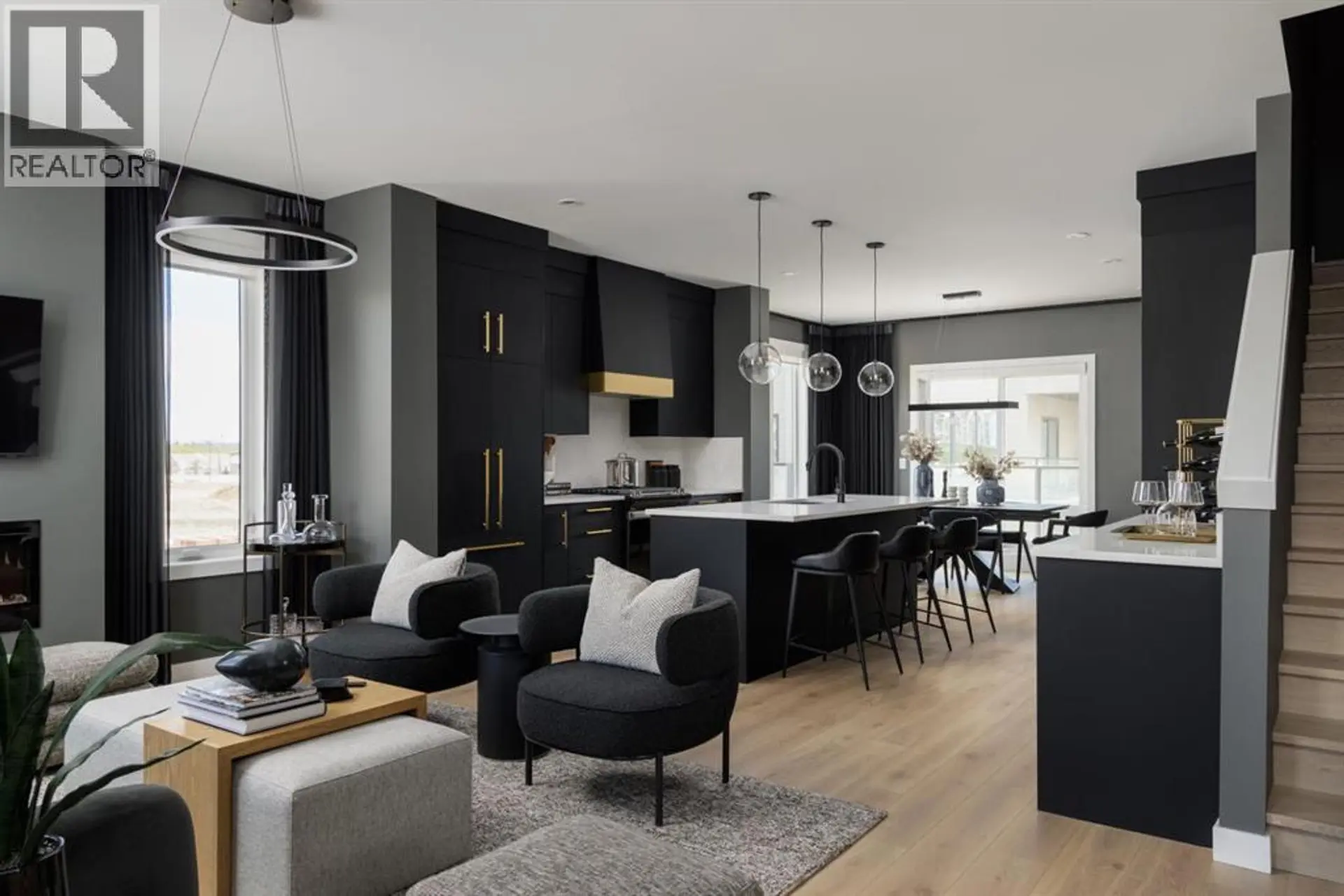 8163 8 Avenue SW - Image 6