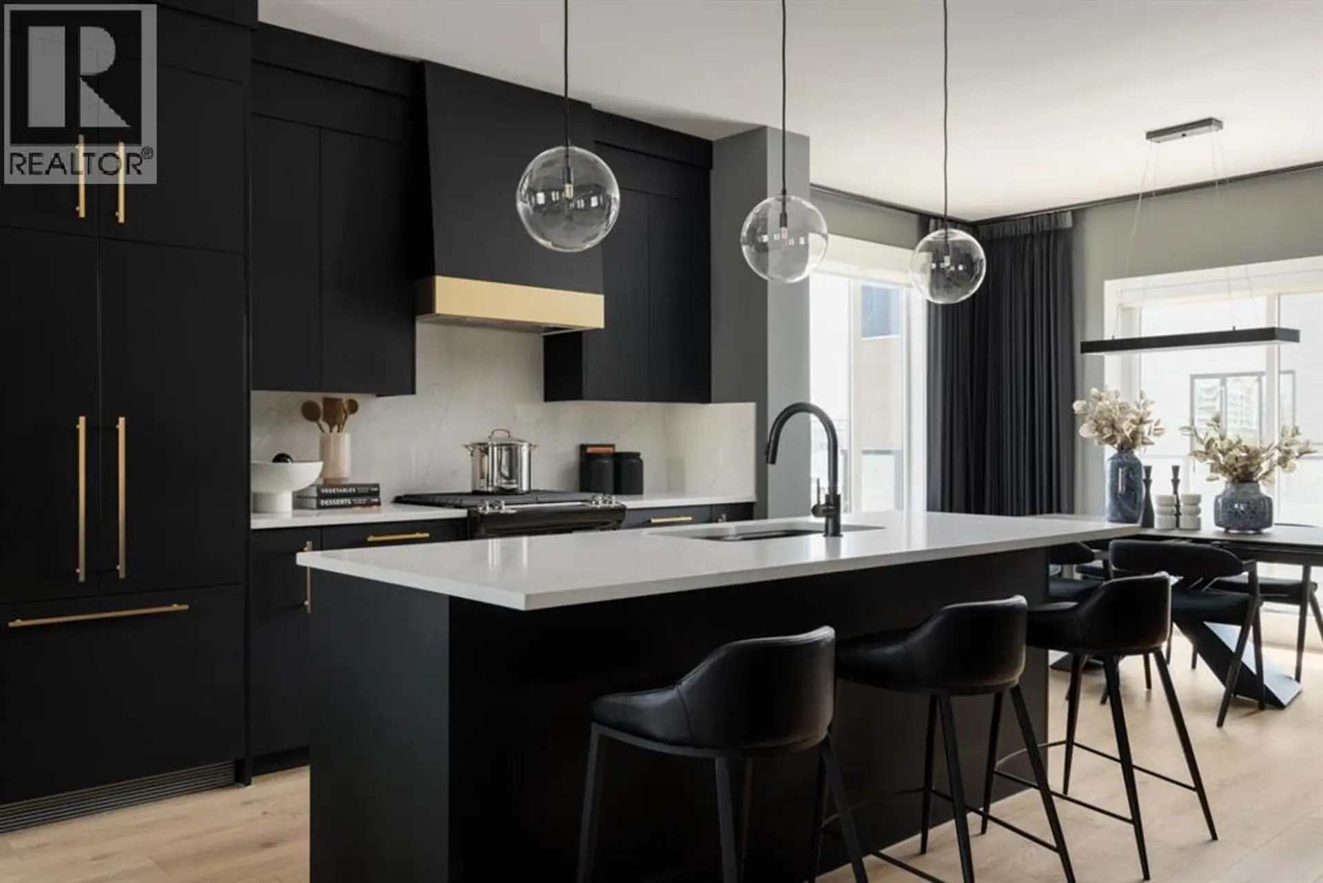 8163 8 Avenue SW - Image 2