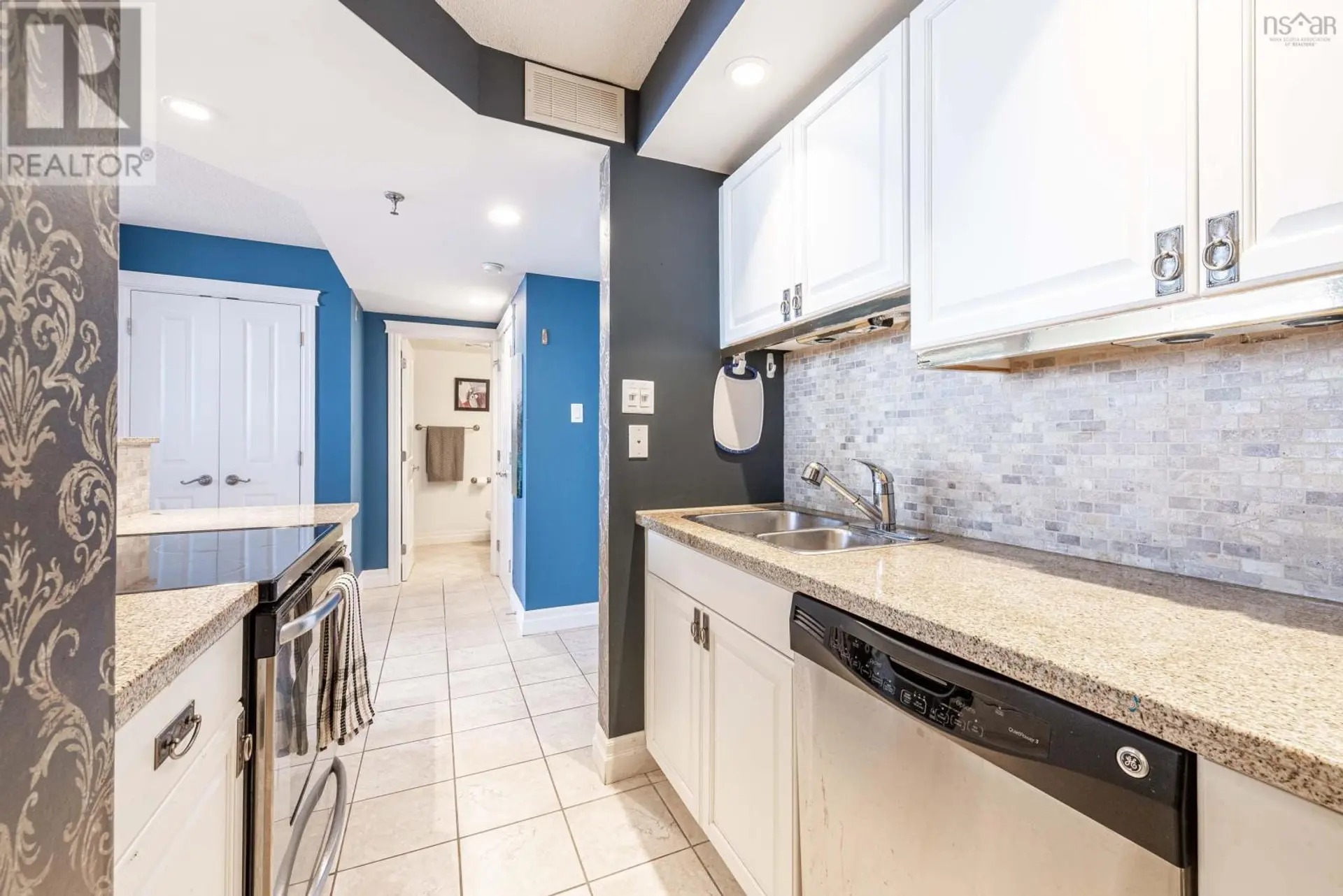 #1118 45 Vimy Avenue - Image 9