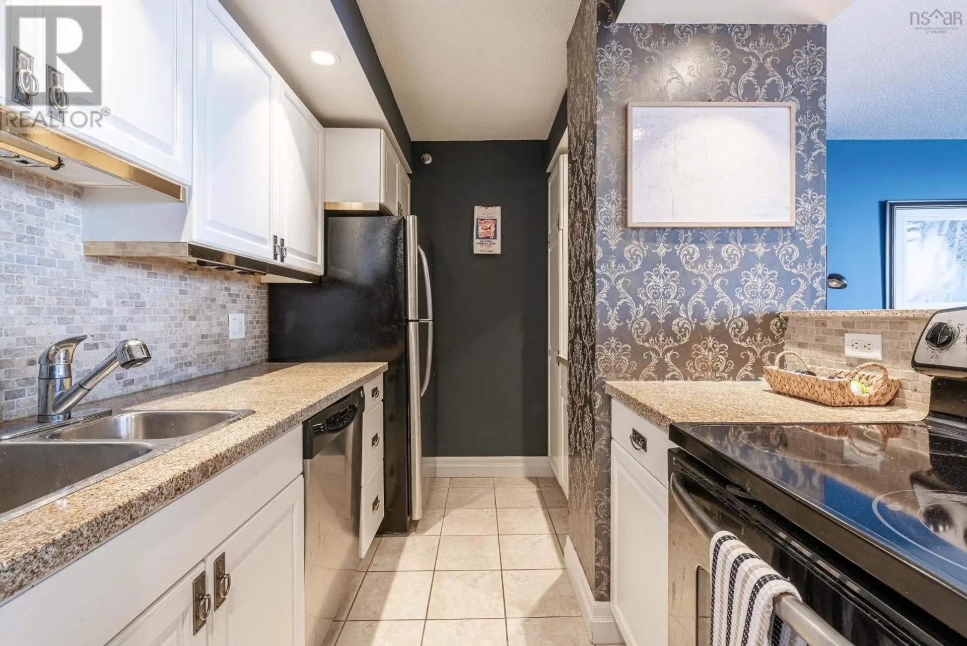 #1118 45 Vimy Avenue - Image 7