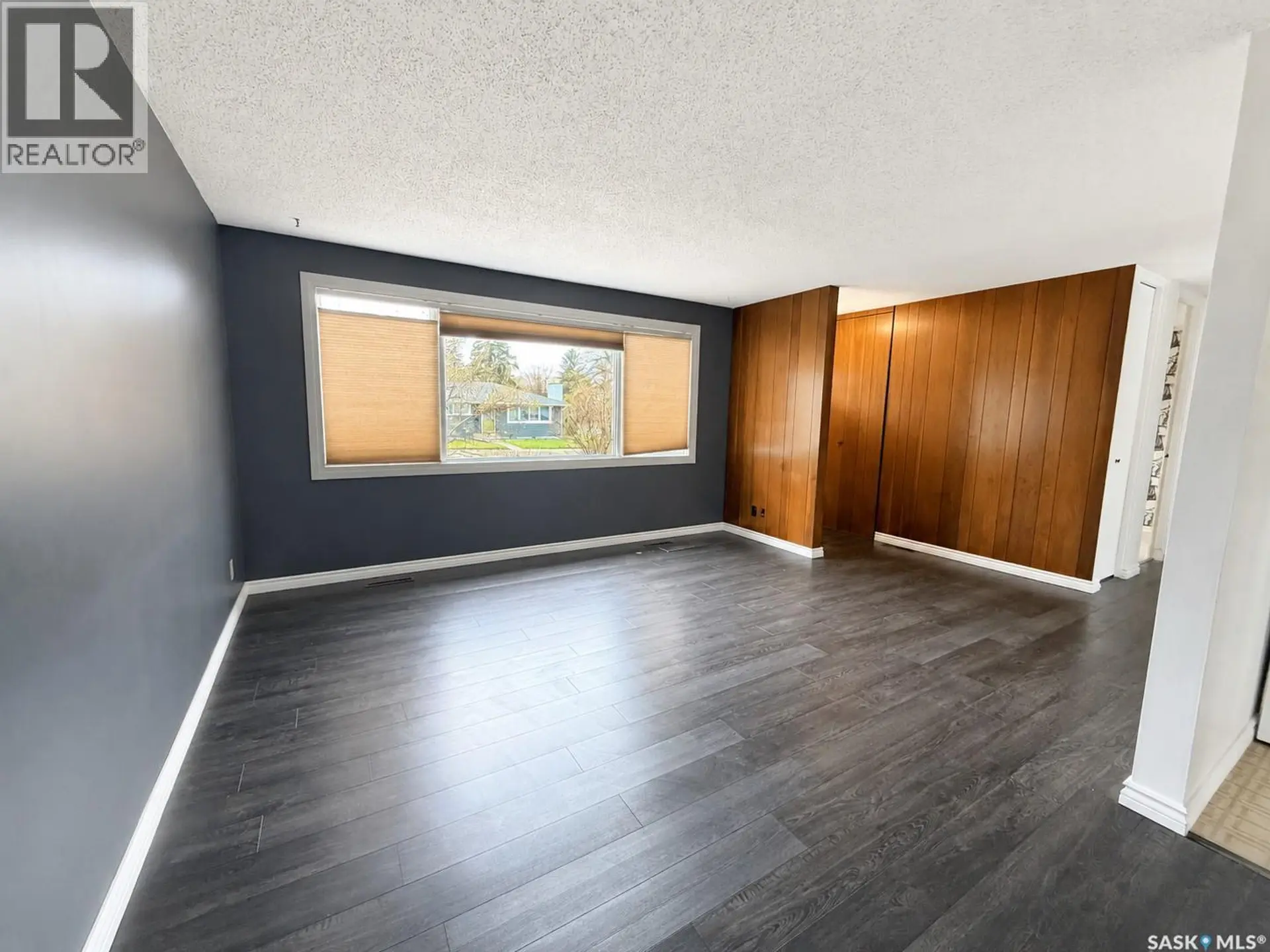 70 Lindsay DRIVE - Image 3