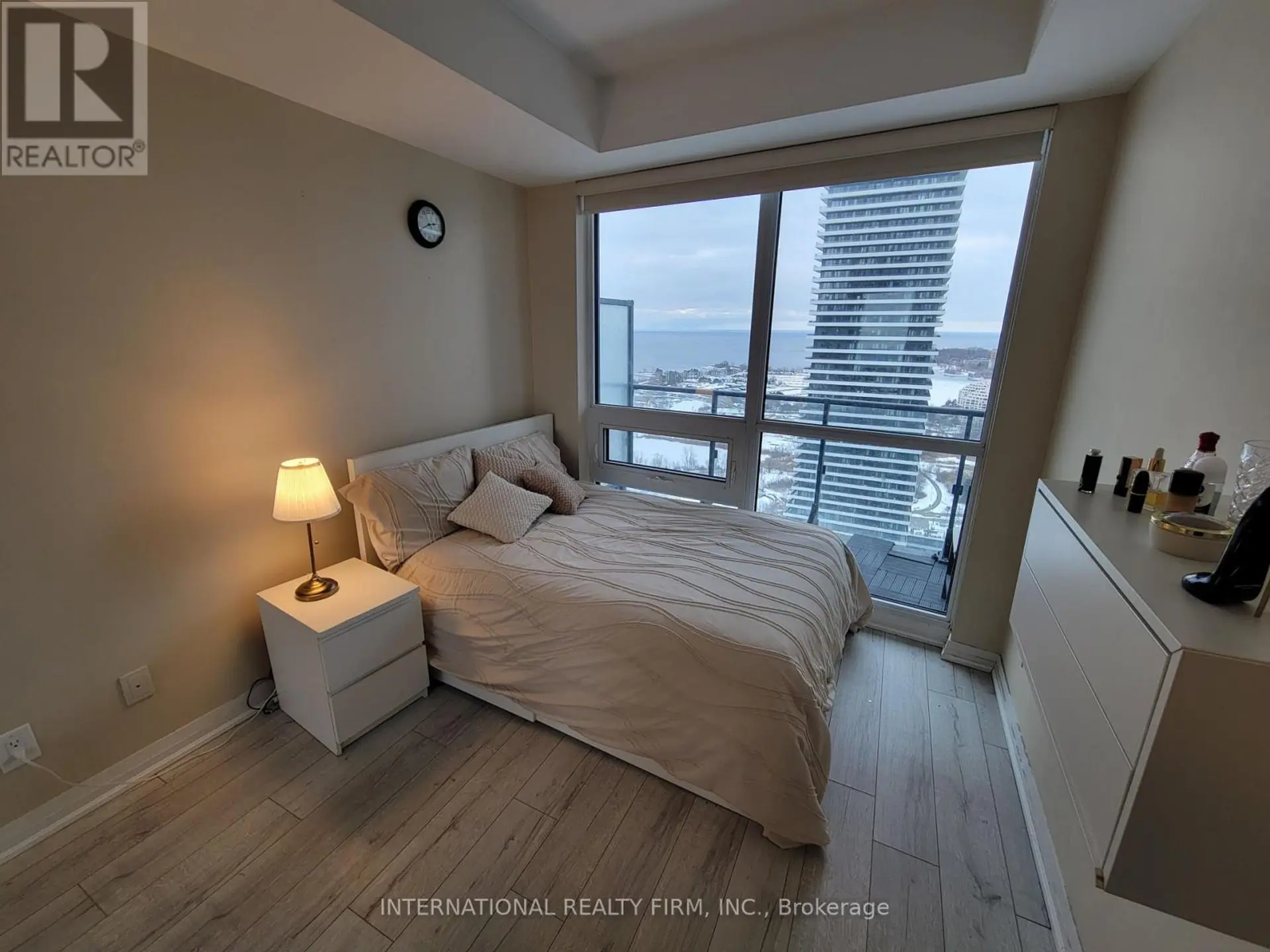 #3107 59 ANNIE CRAIG DRIVE - Image 7
