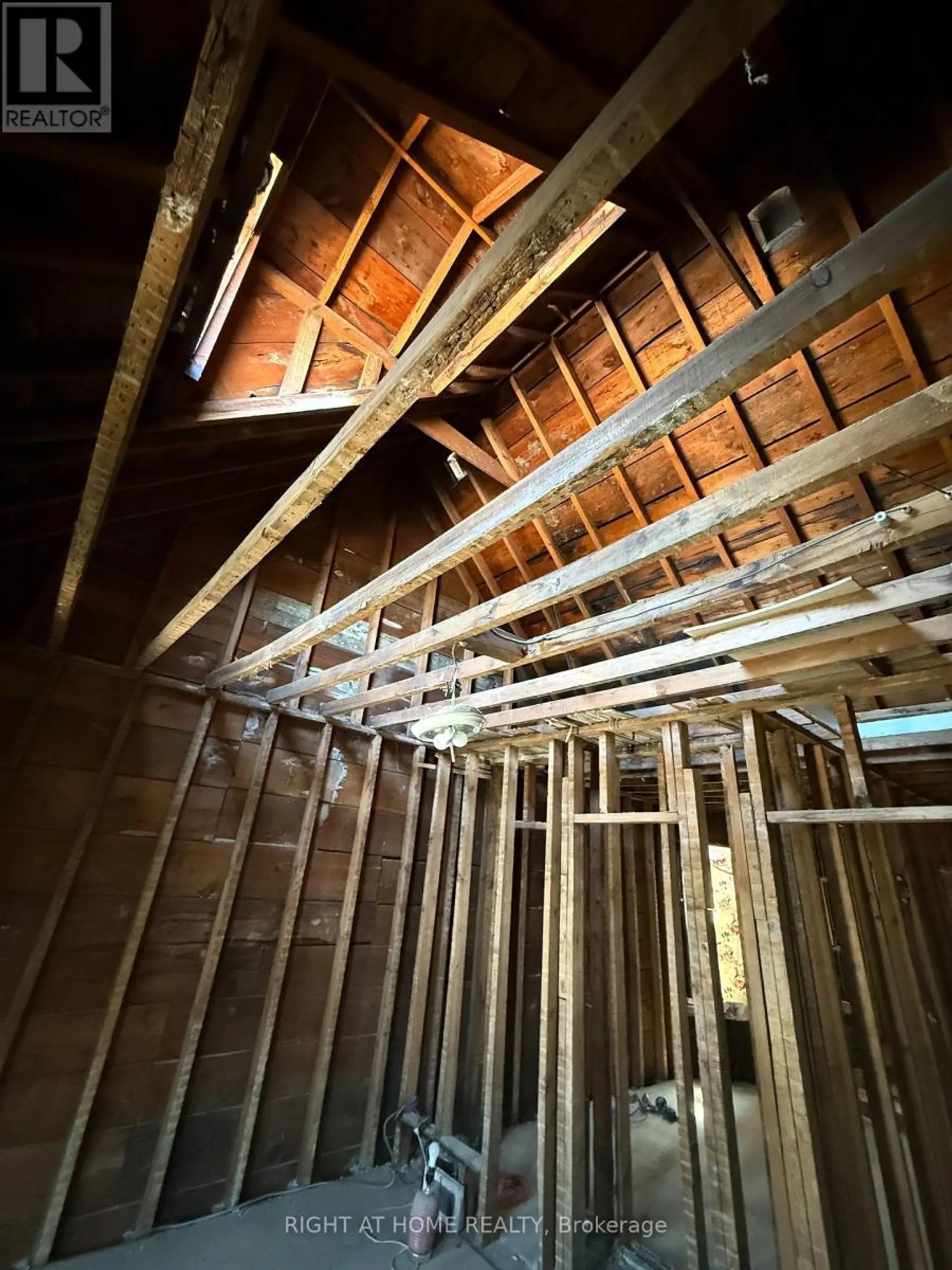 106 DONLANDS AVENUE - Image 6