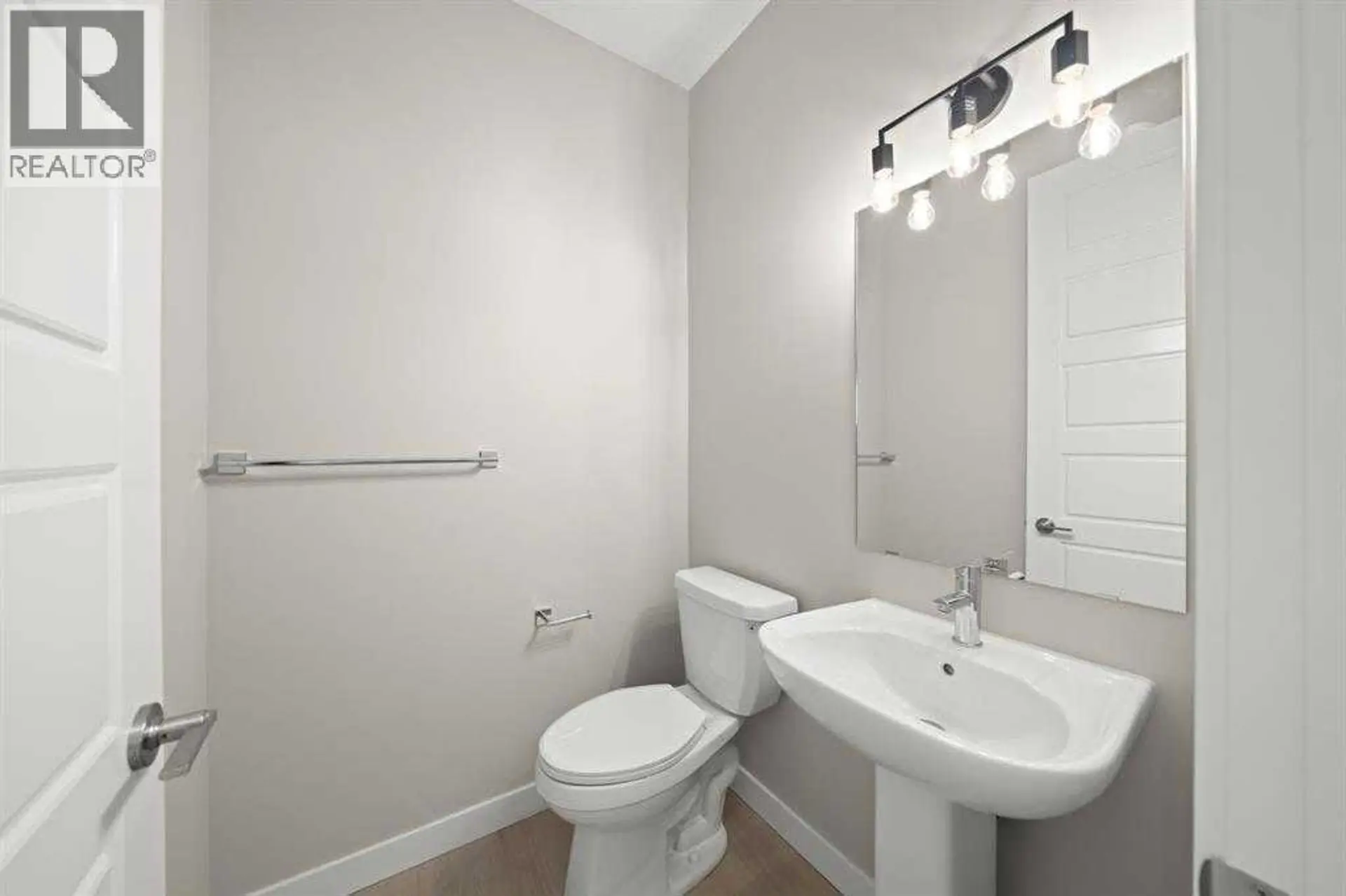 131 Ambleridge Street NW - Image 9