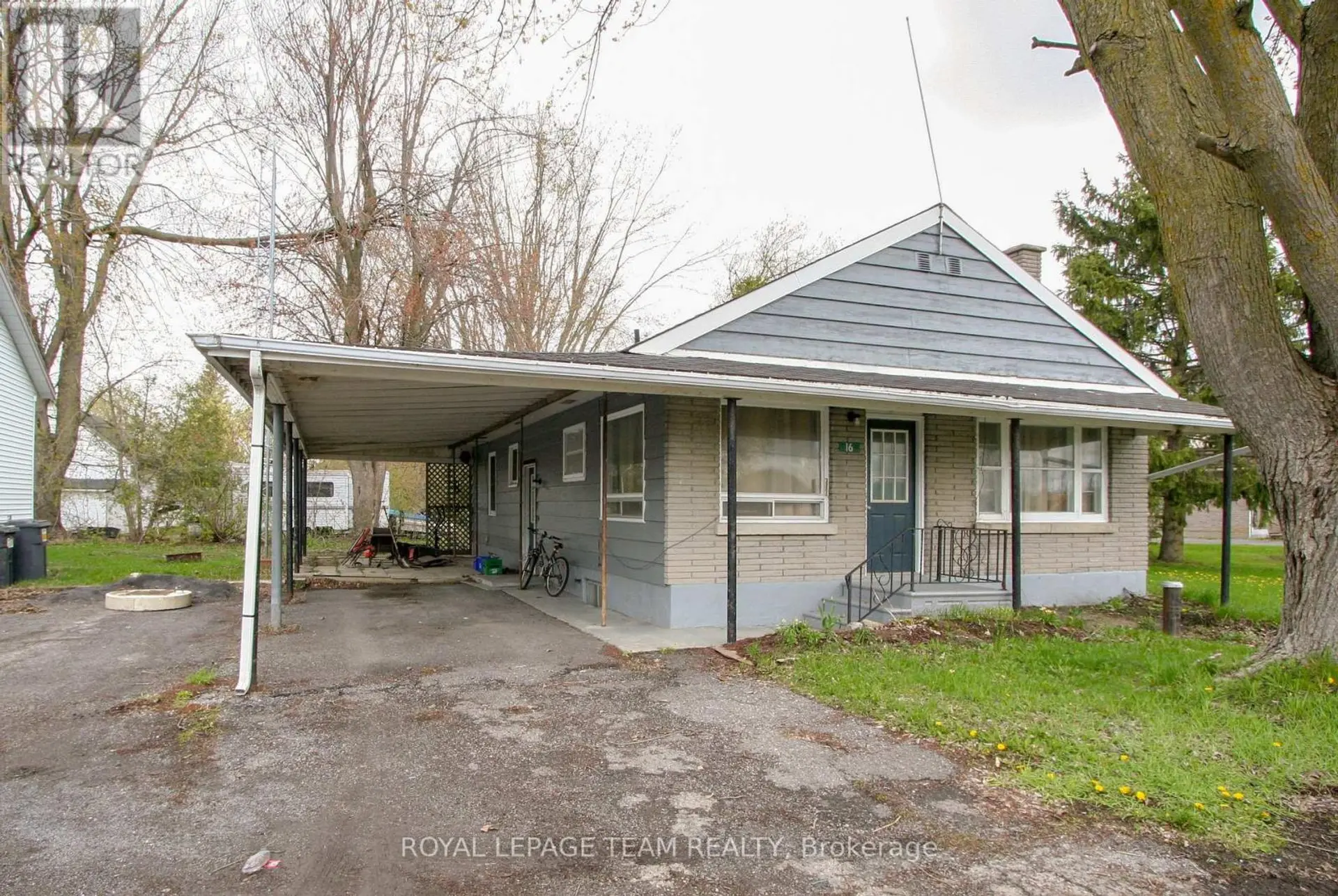 9 COCKBURN STREET - Image 1