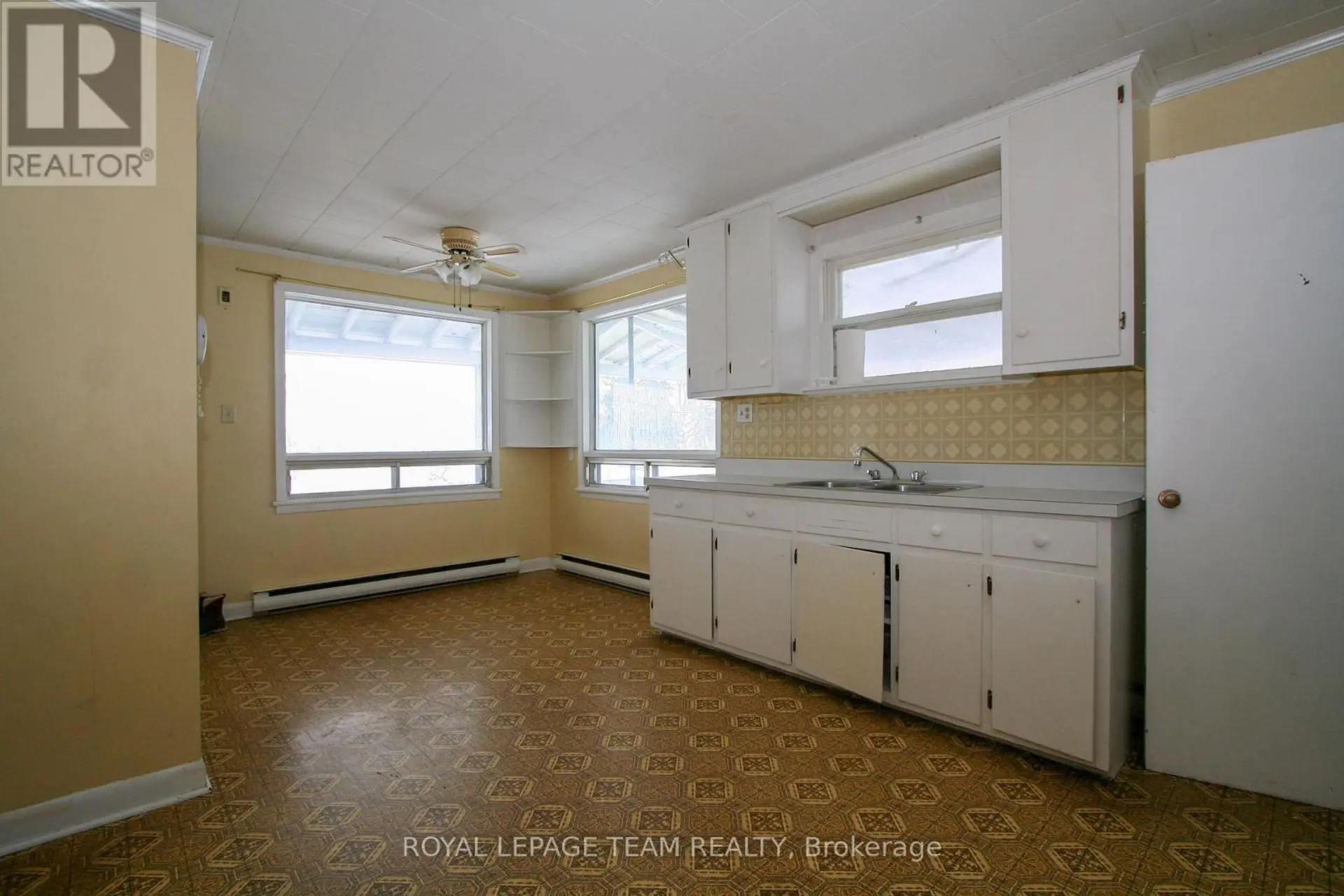 9 COCKBURN STREET - Image 4