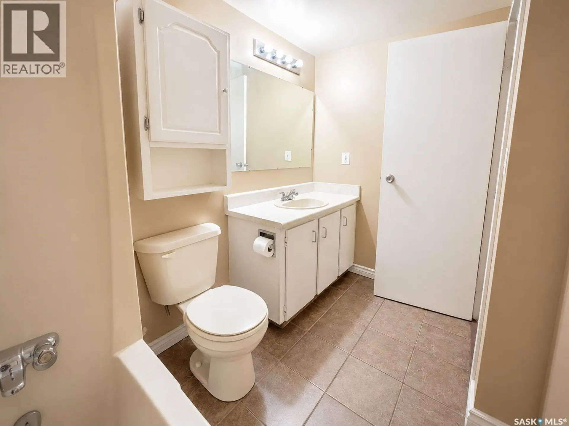 #106 20 Kleisinger CRESCENT - Image 19