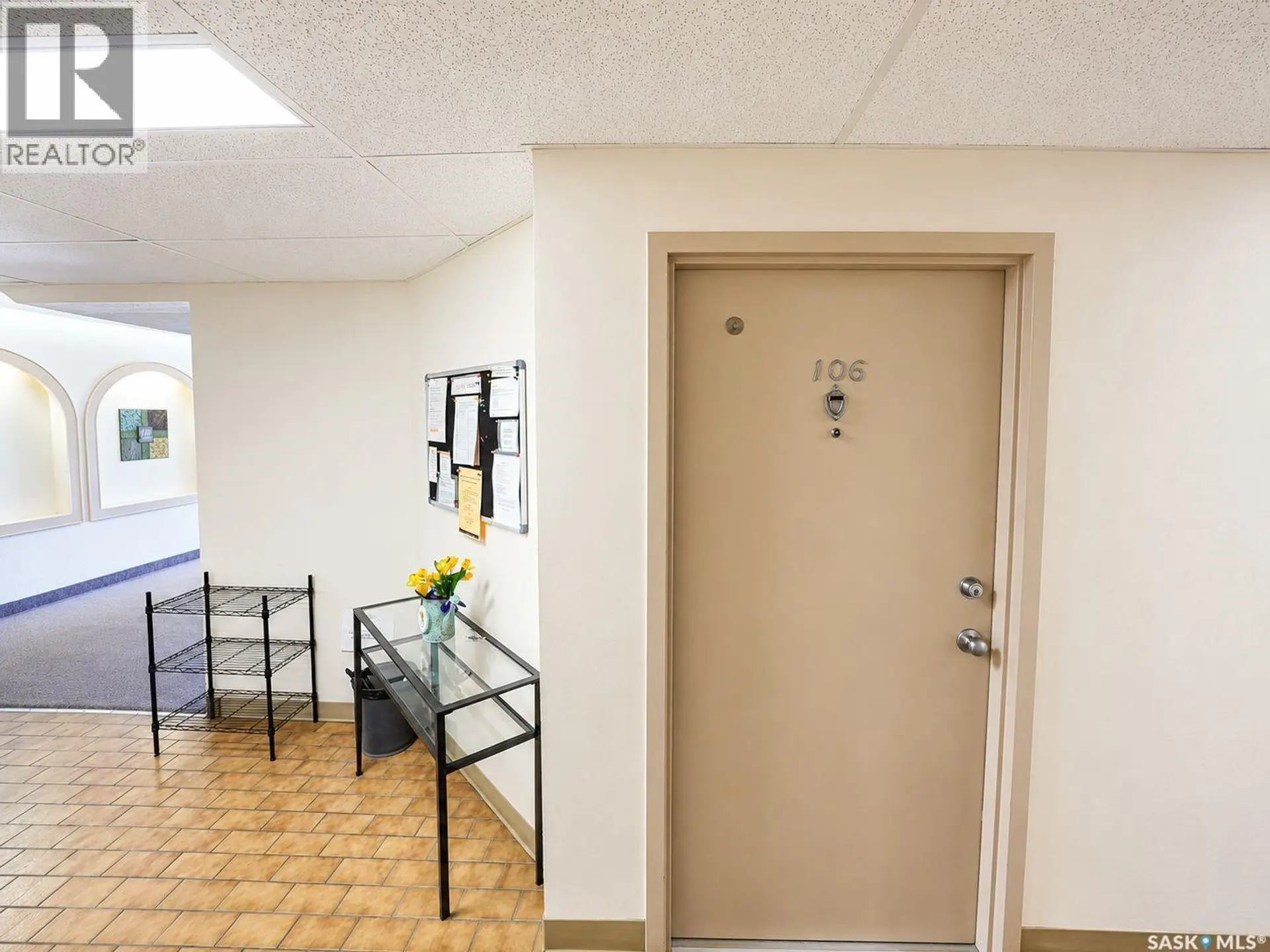 #106 20 Kleisinger CRESCENT - Image 3