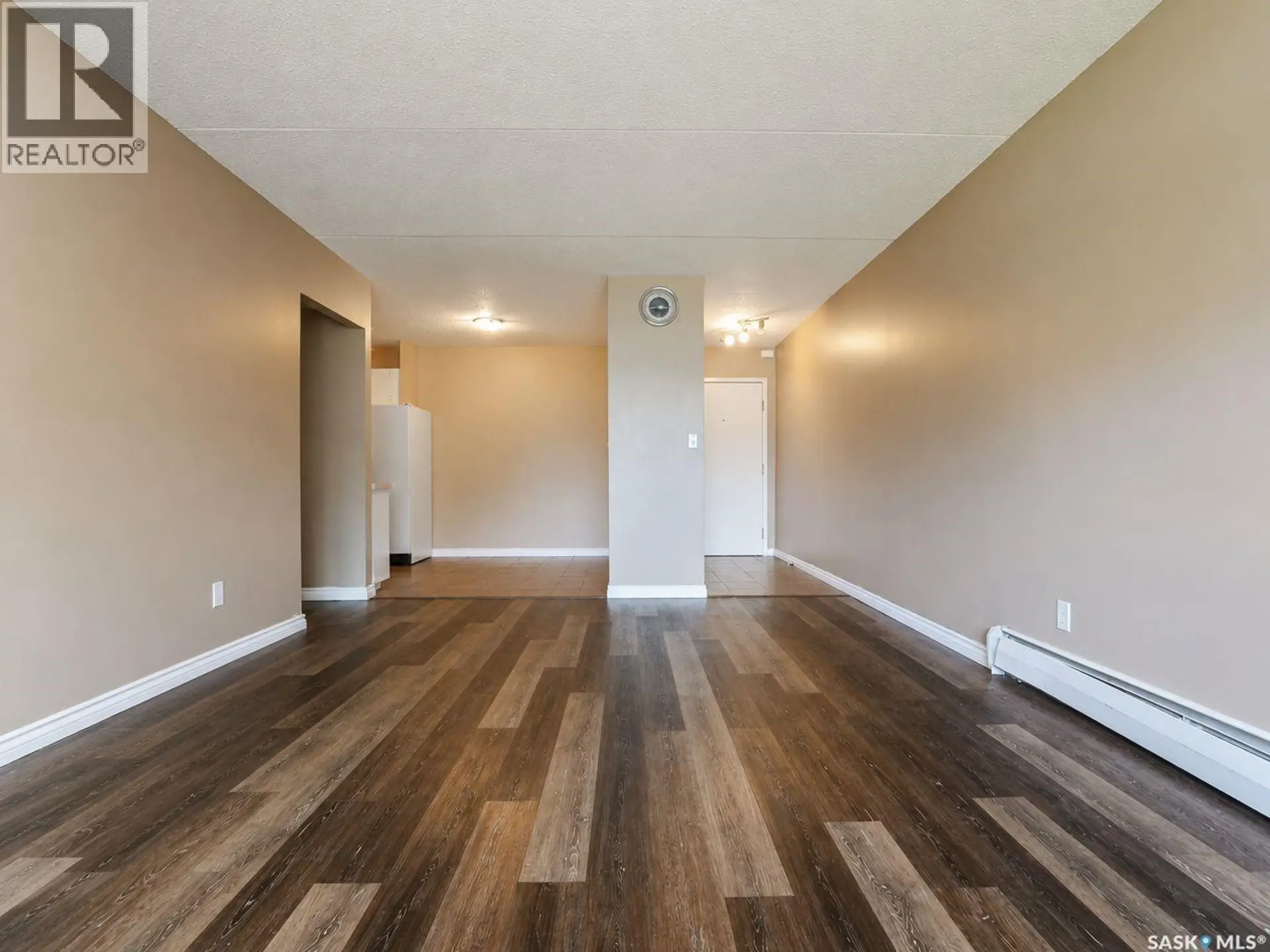 #106 20 Kleisinger CRESCENT - Image 8