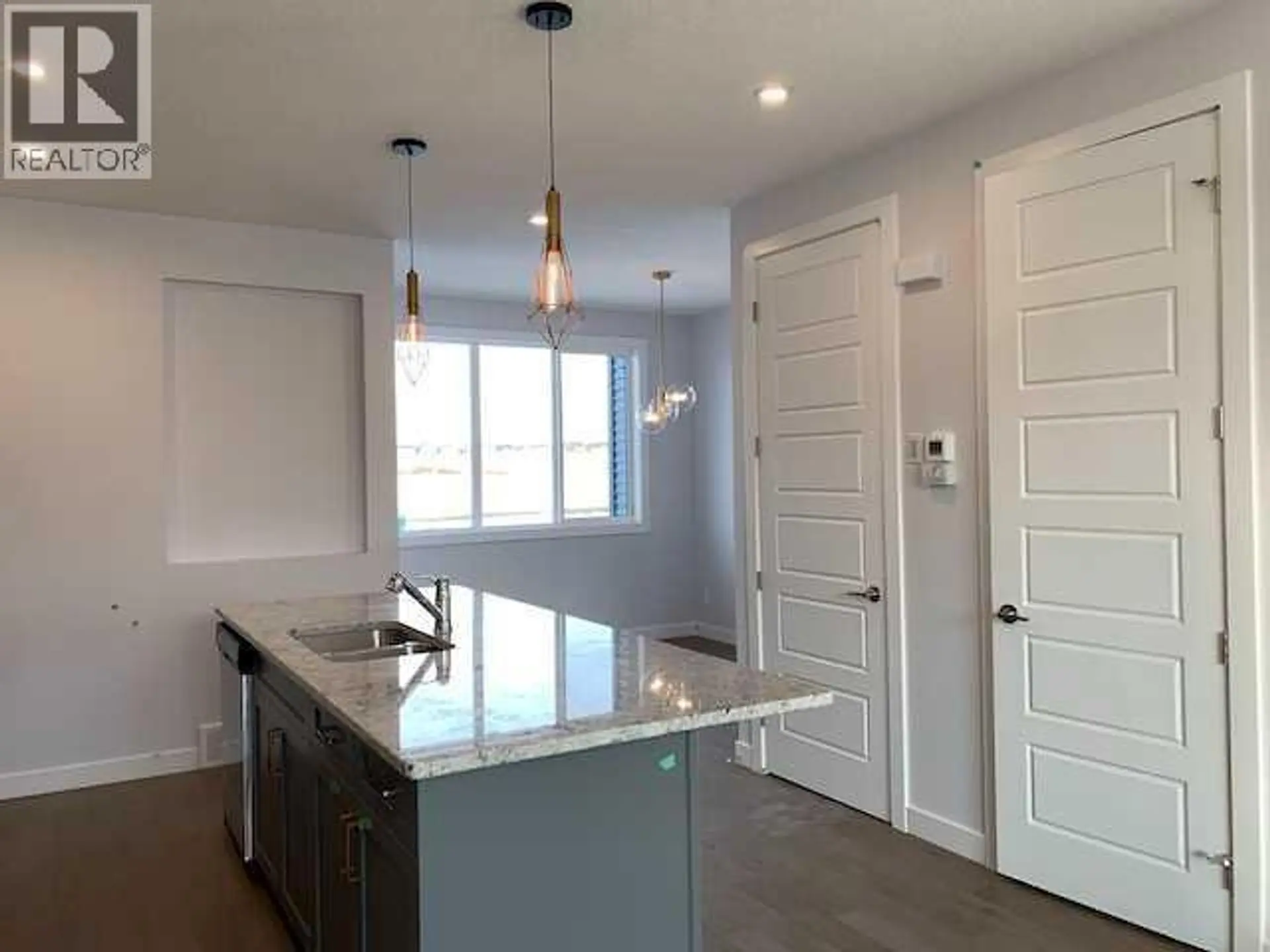 139 Ambleridge Street NW - Image 3